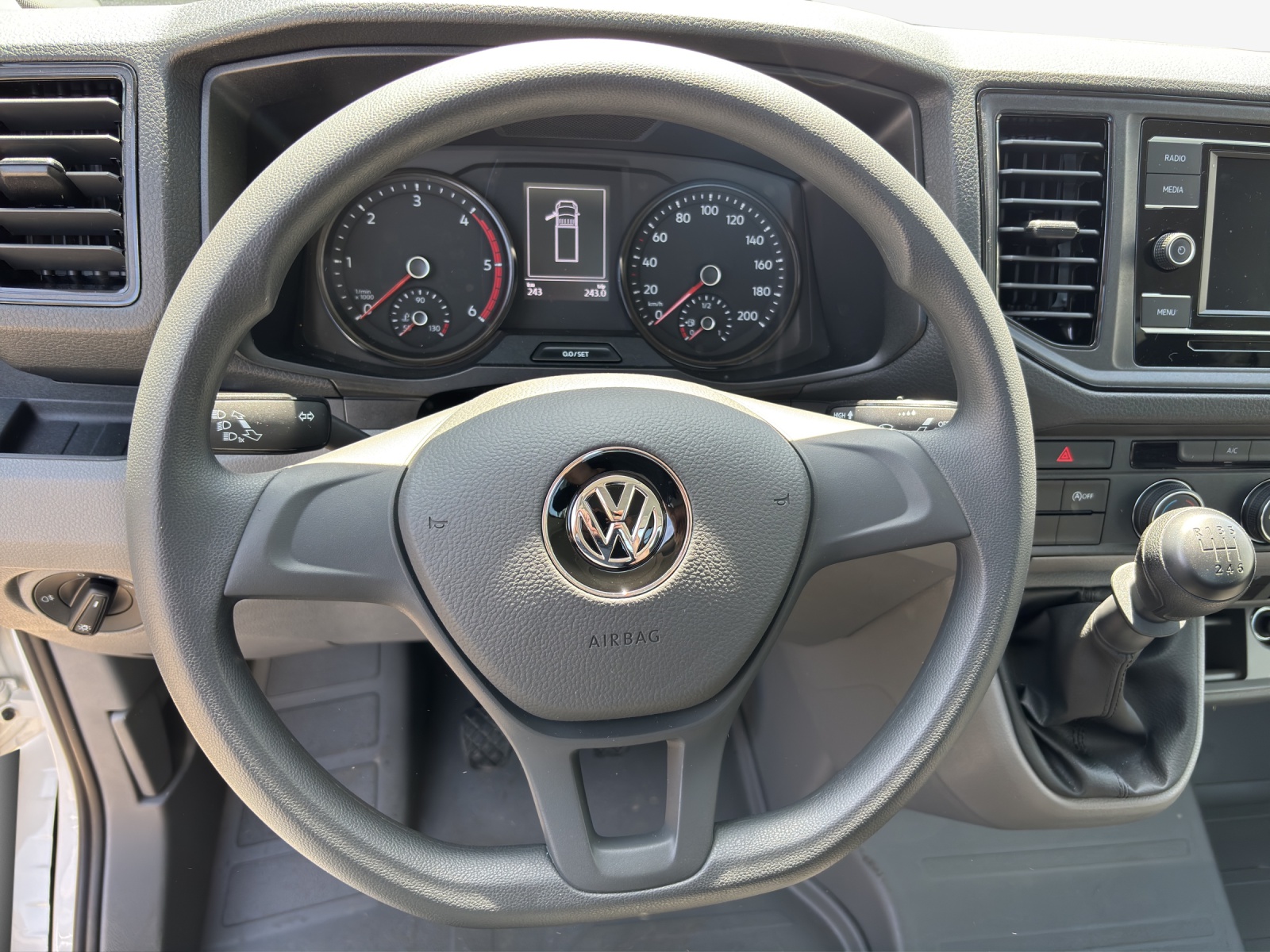 VW Crafter 35 2.0 BiTDI Champion HD L3 Kip./Prit./Kof.+Heb. RWD-image-9