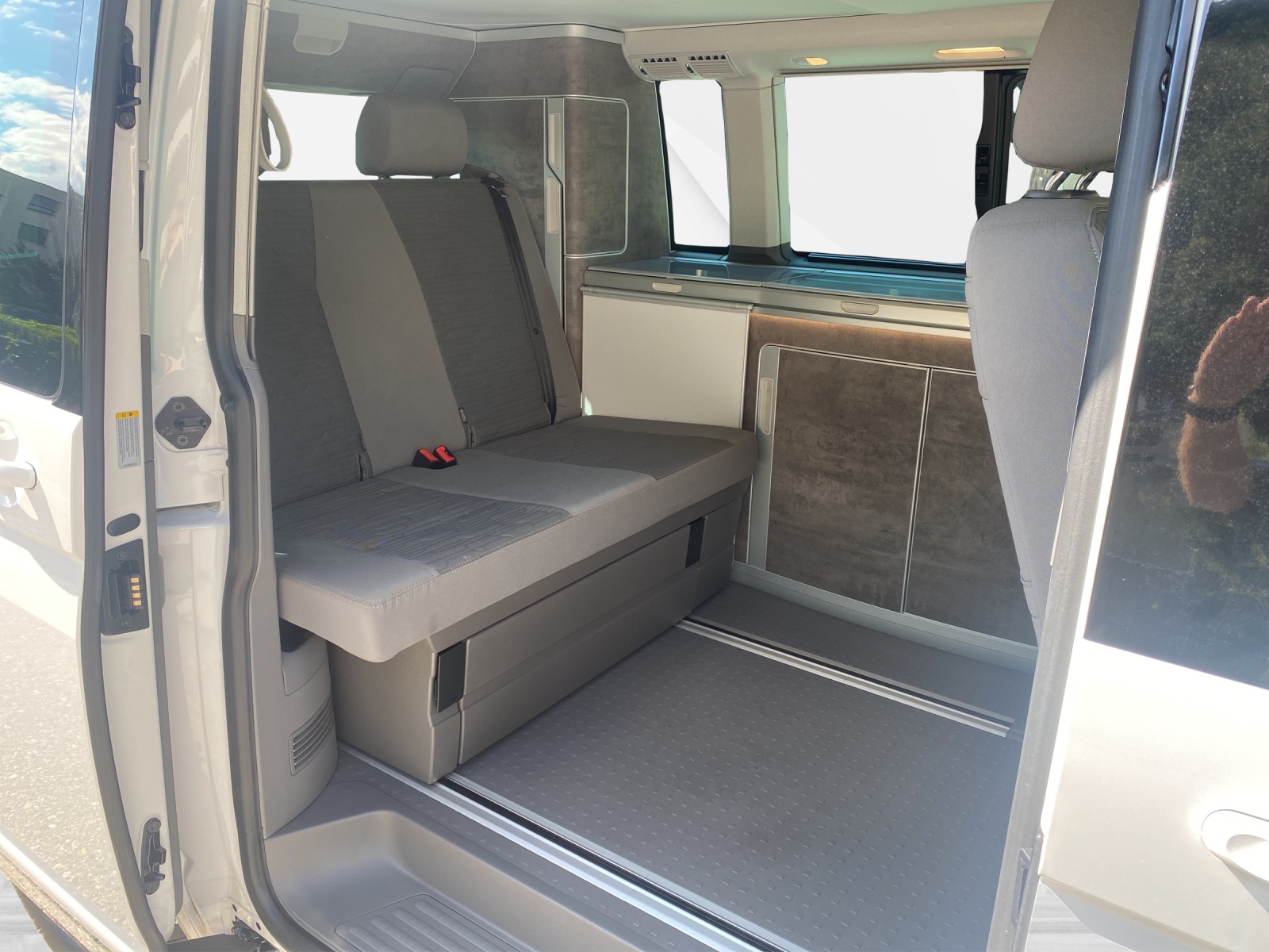 VW T6.1 California 2.0 Bi-TDI Ocean Edition Liberty 4Motion-image-10
