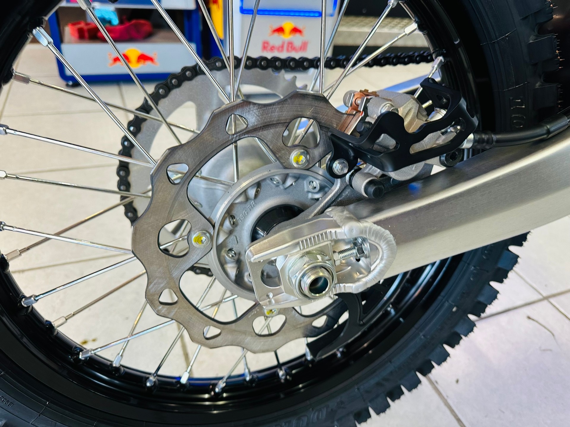 SUZUKI RM-Z 250-image-9