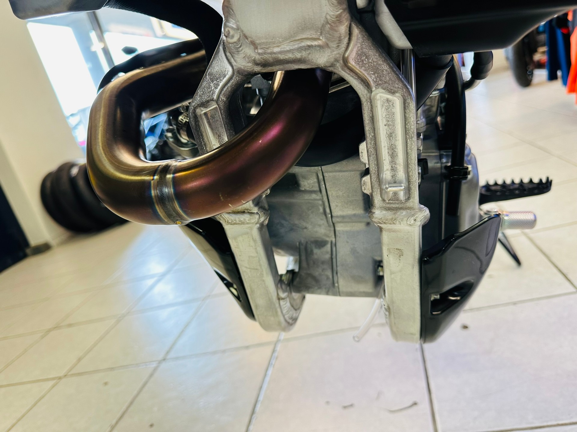 SUZUKI RM-Z 250-image-8