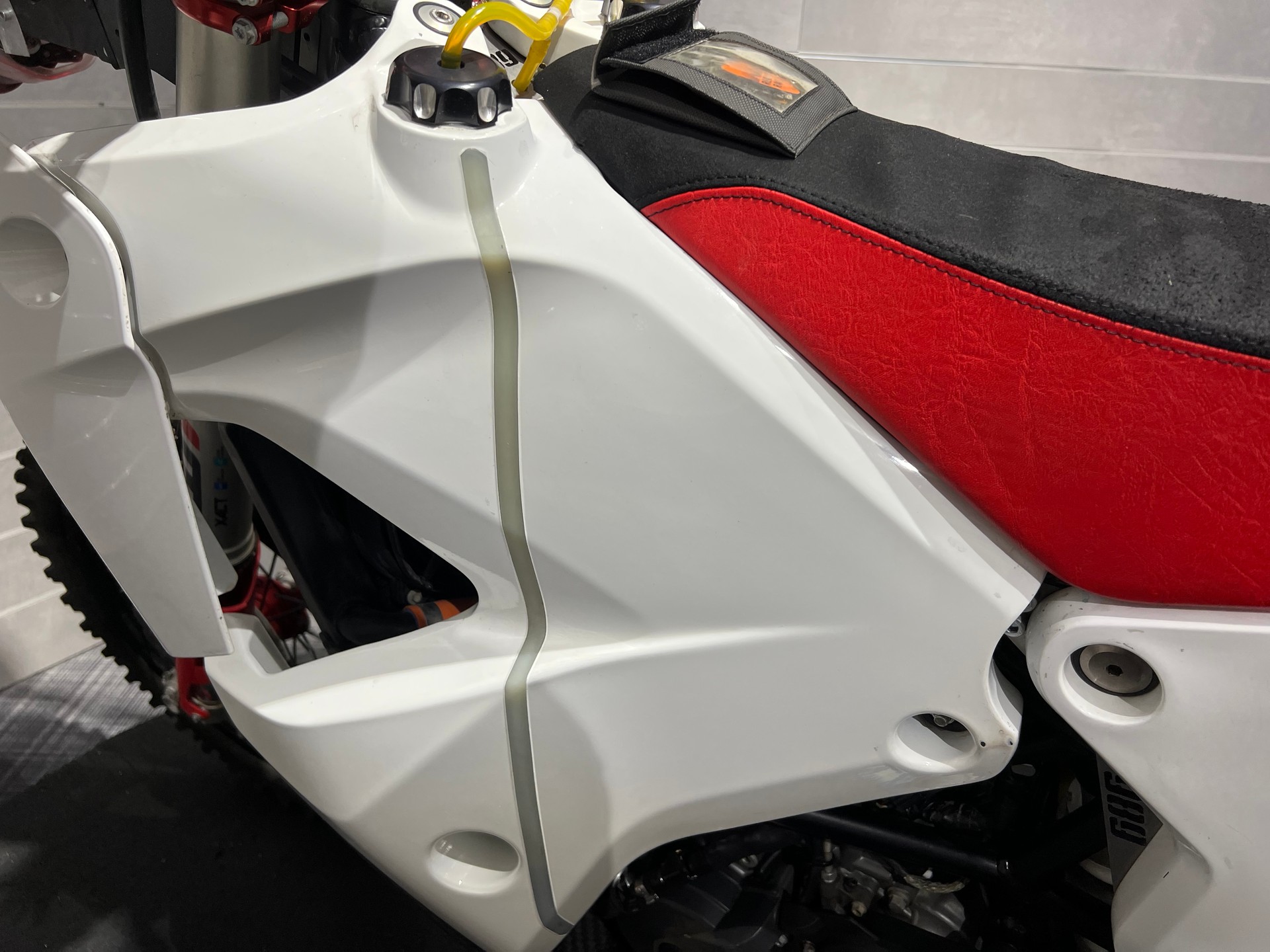 KTM 690 Rally-image-13