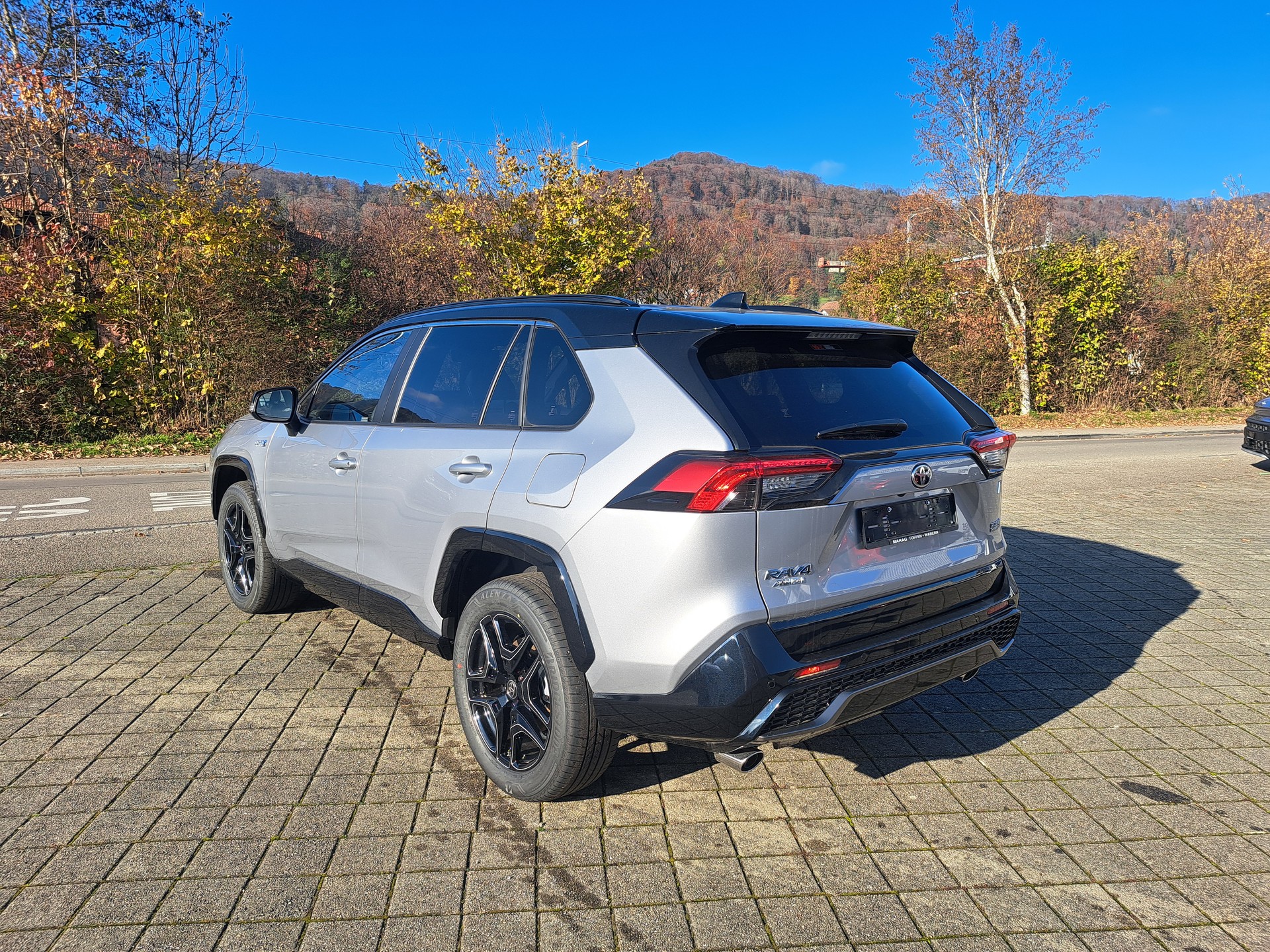 TOYOTA RAV-4 2.5 PHEV GR Sport e-CVT 4WD-image-9