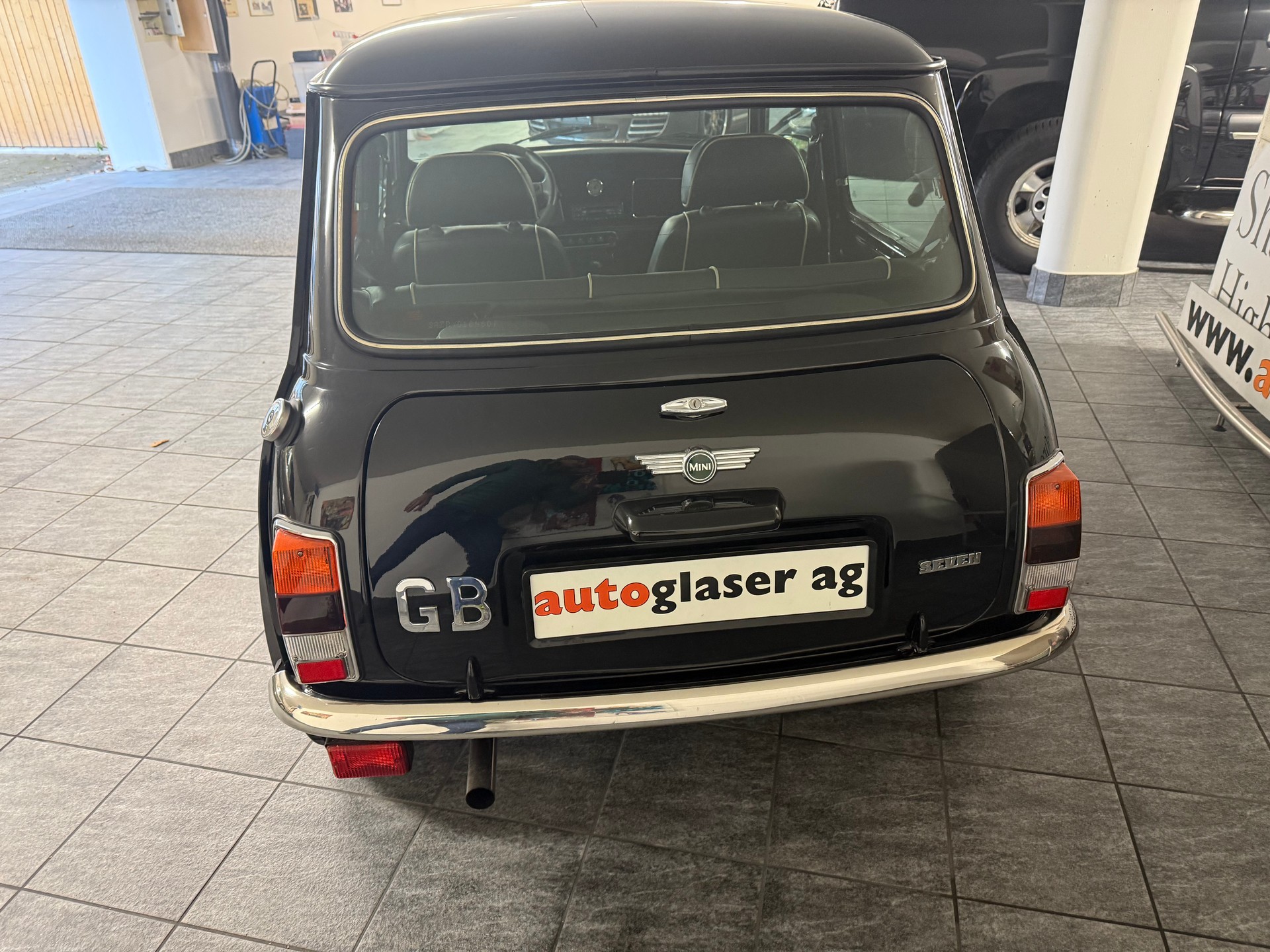 MINI 1.3i Seven-image-9
