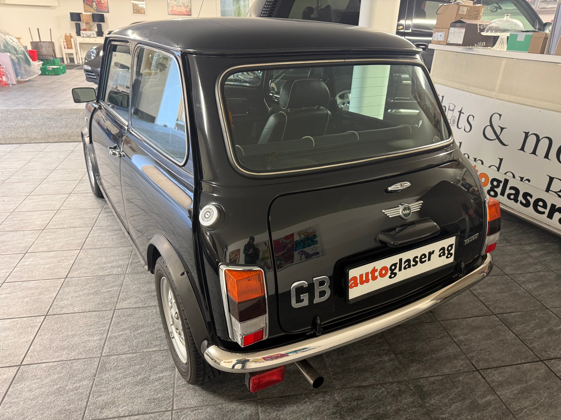 MINI 1.3i Seven-image-6