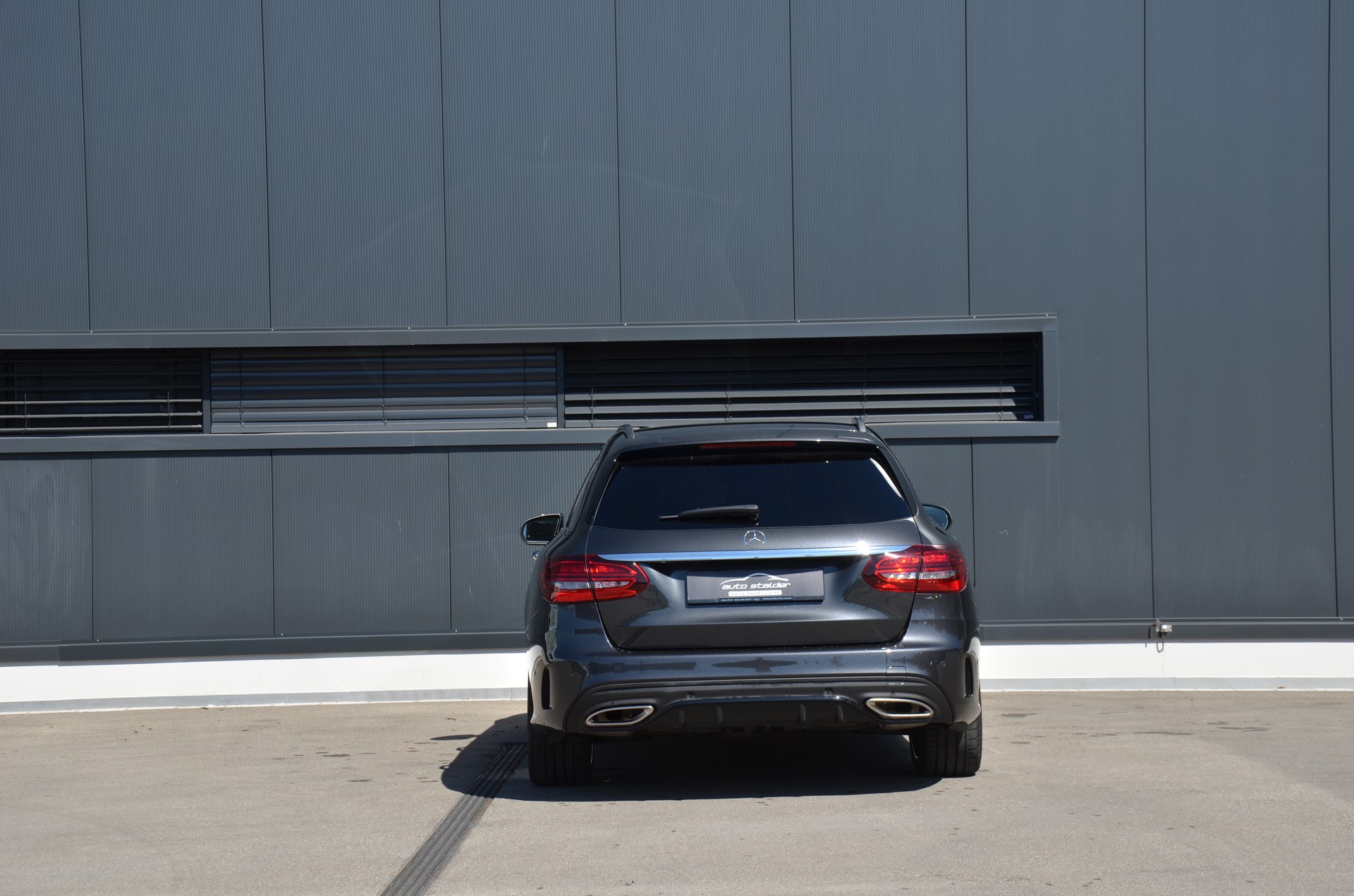 MERCEDES-BENZ C 300 AMG Line 4Matic 9G-Tronic-image-7