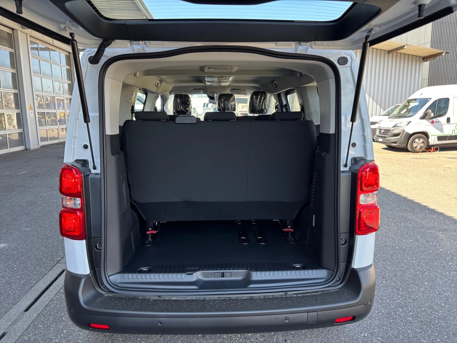 OPEL Vivaro Combi 2.0 CDTI s/s M-image-4