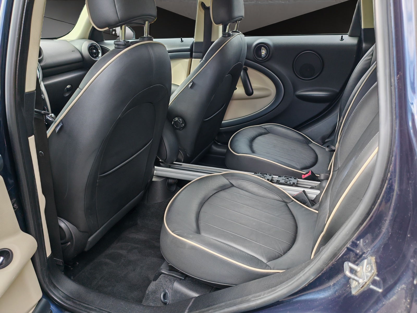 MINI Countryman Cooper D ALL4 [Expertise du jour + Garantie 12 mois + Service & Immat. Offerts]-image-12
