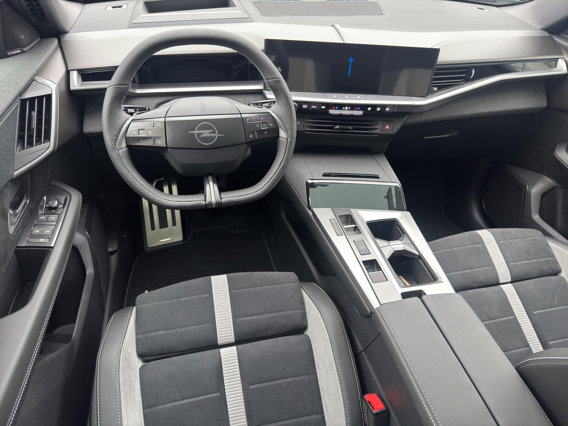 OPEL Grandland-e Ultimate AWD-image-14