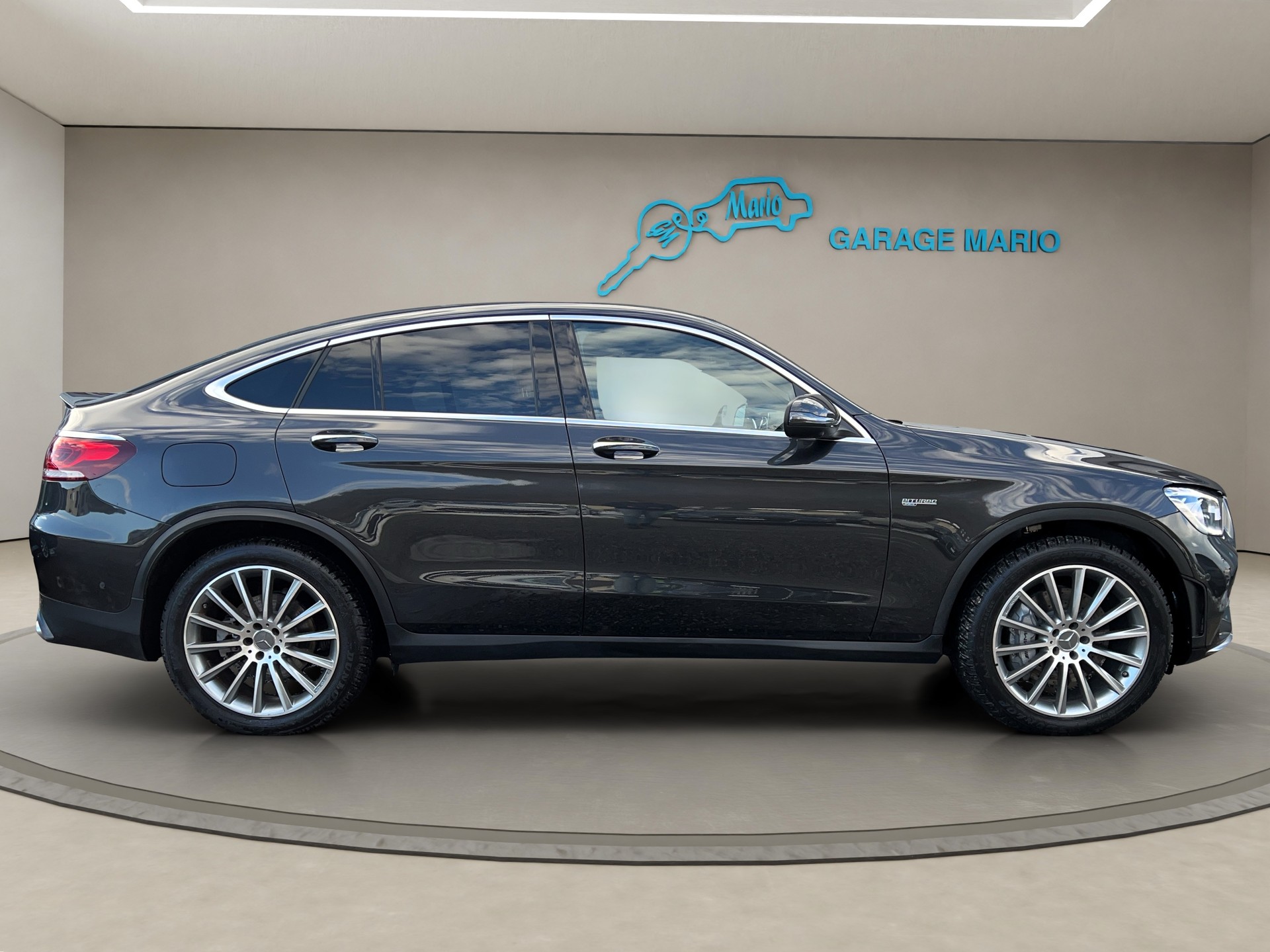 MERCEDES-BENZ GLC Coupé 43 AMG 4Matic 9G-Tronic-image-3