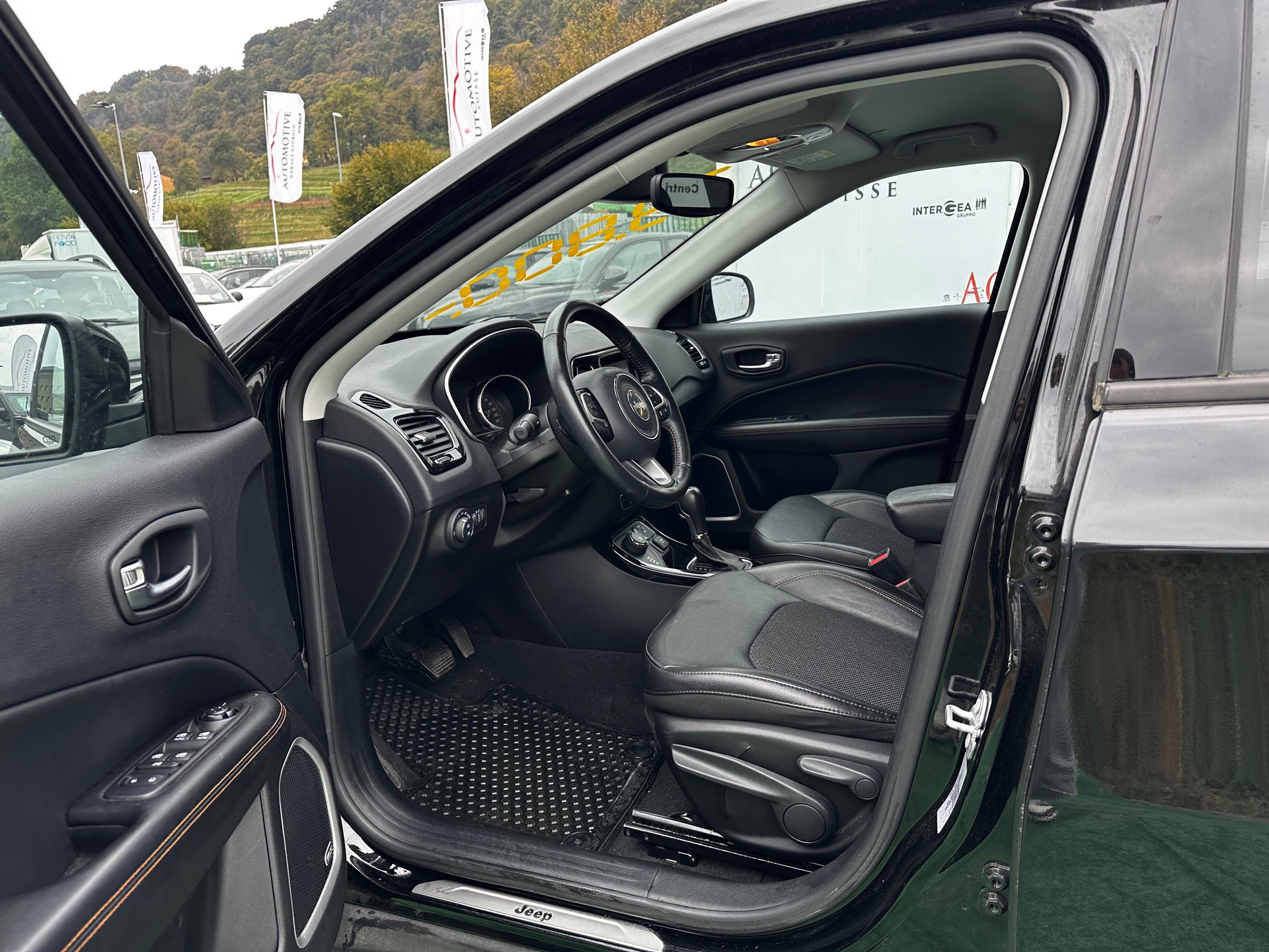 JEEP Compass 1.4 Turbo Limited AWD 9ATX-image-12