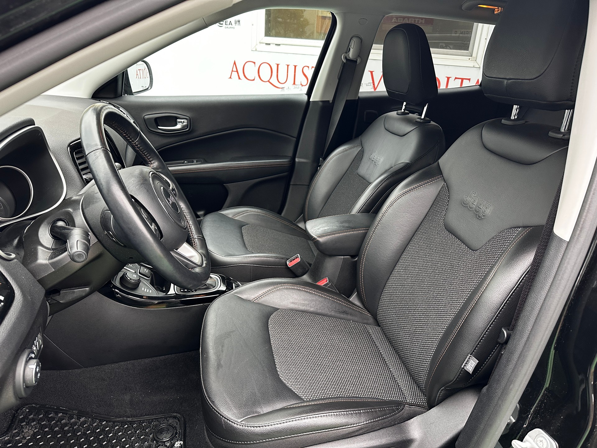 JEEP Compass 1.4 Turbo Limited AWD 9ATX-image-8