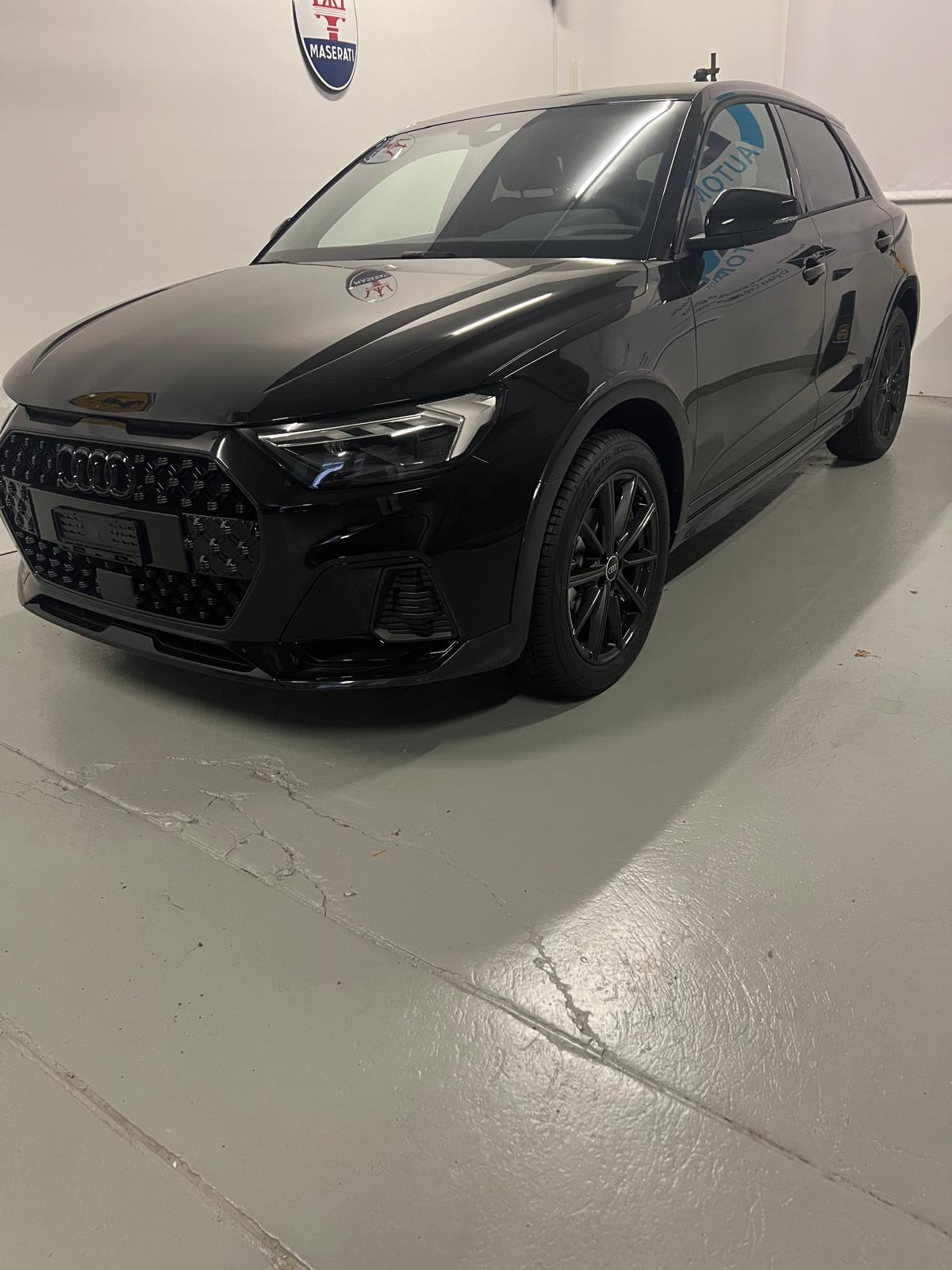 AUDI A1 allstreet 30 TFSI Attraction S-Line S-tronic-showroom-element-1
