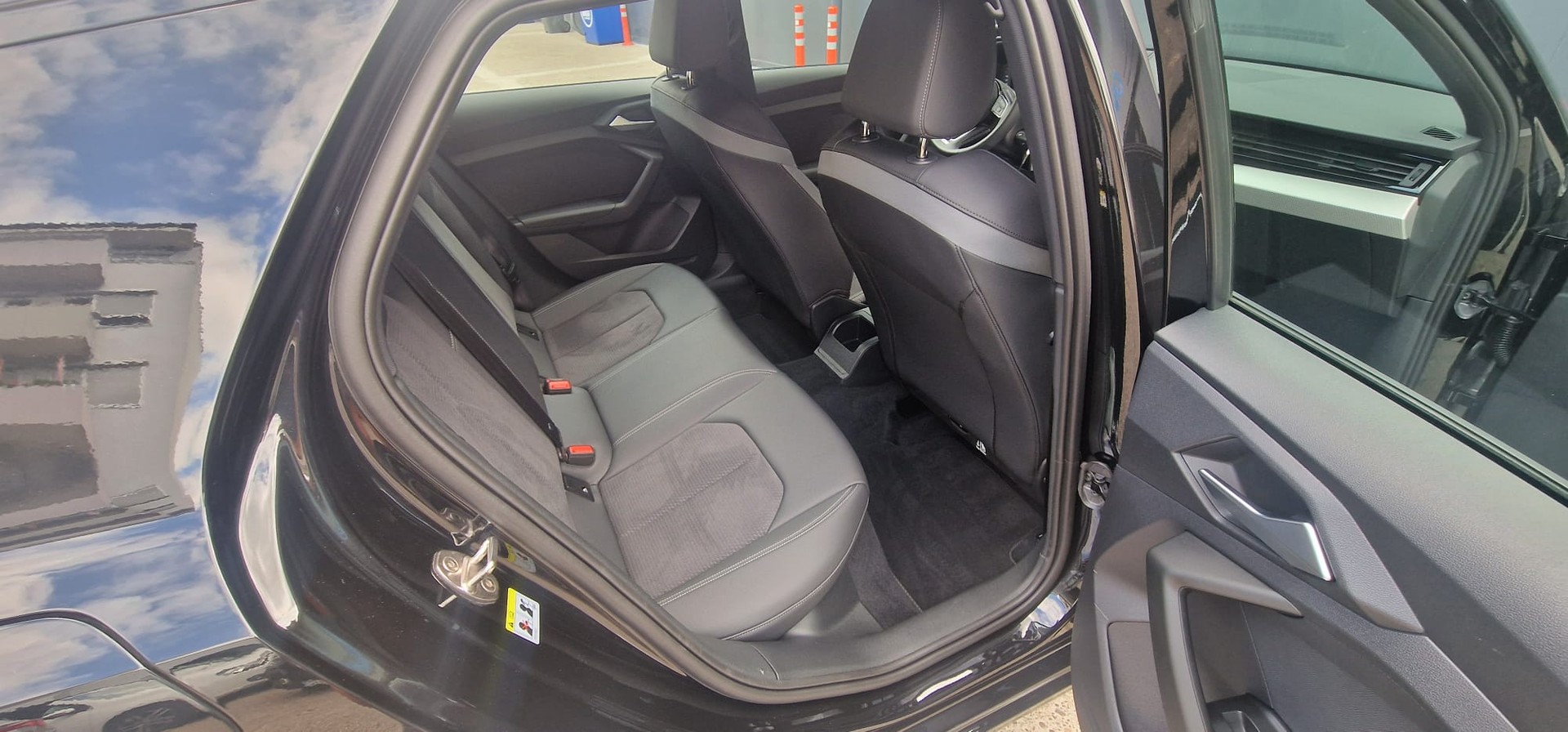 AUDI A1 Sportback 35 TFSI S-tronic-image-9