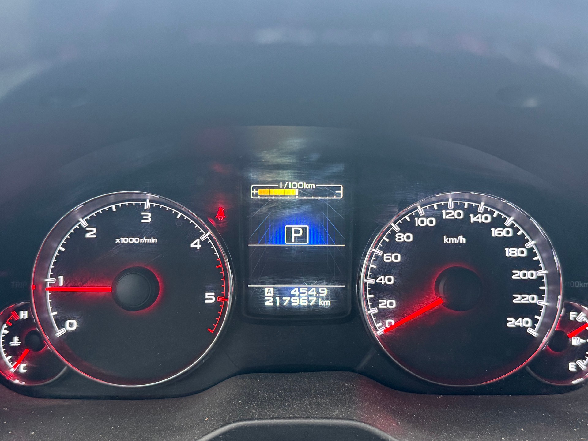 SUBARU Outback 2.0D Swiss AWD Lineartronic-image-9
