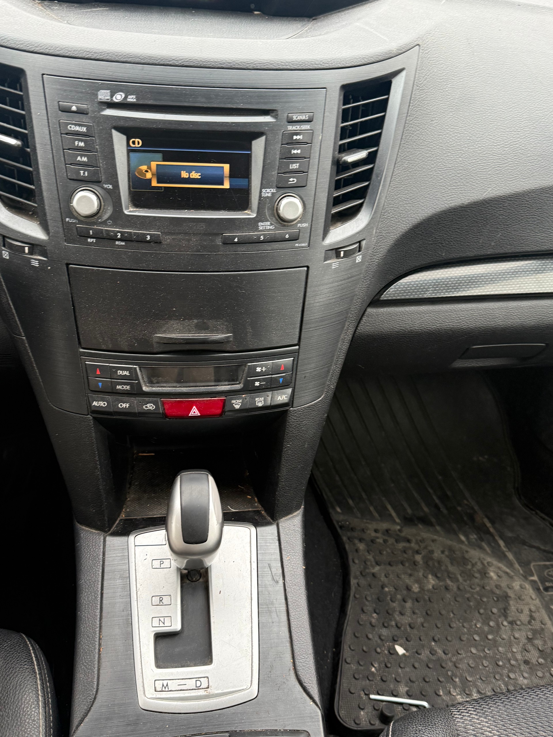 SUBARU Outback 2.0D Swiss AWD Lineartronic-image-8