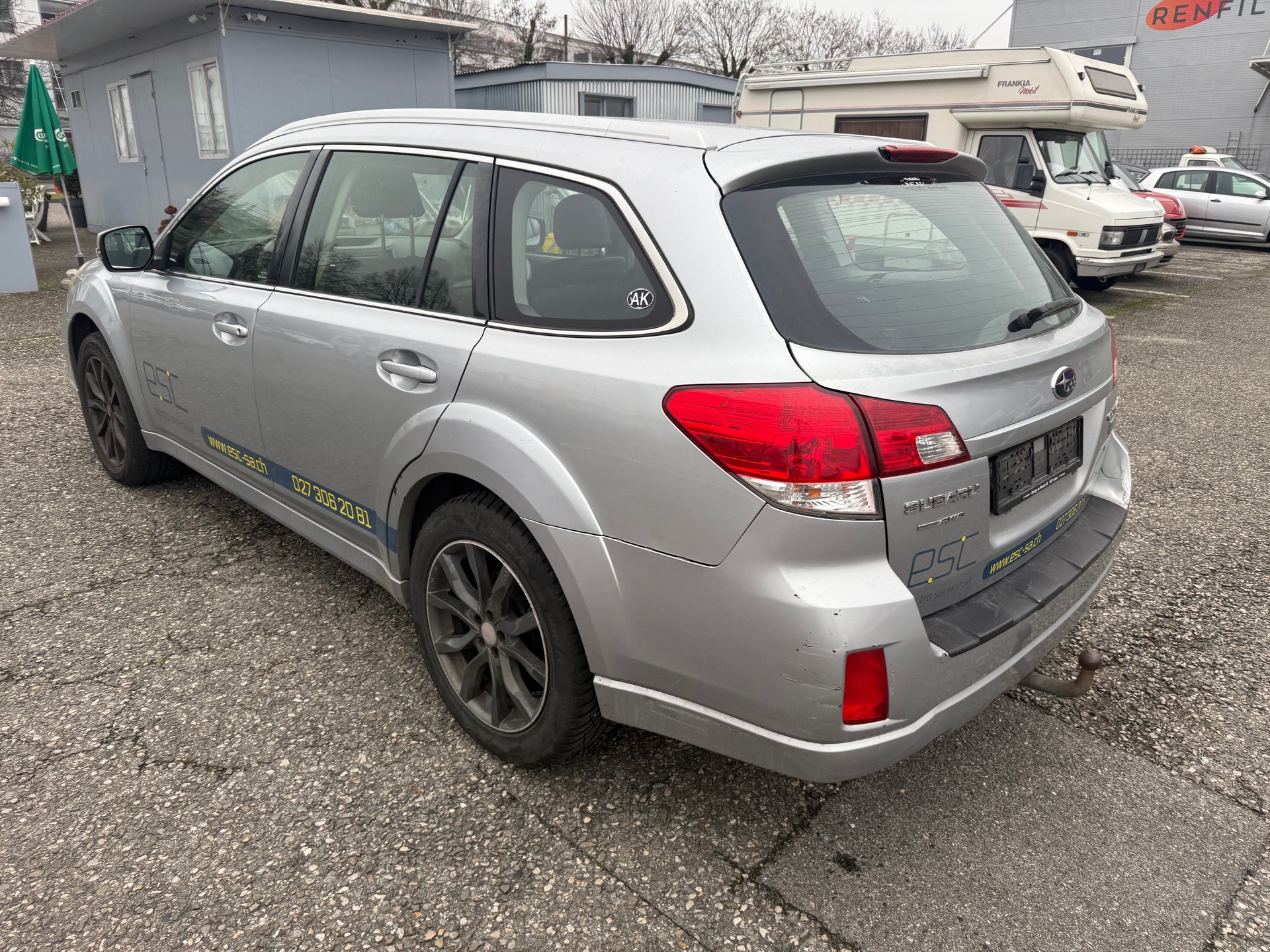 SUBARU Outback 2.0D Swiss AWD Lineartronic-image-3