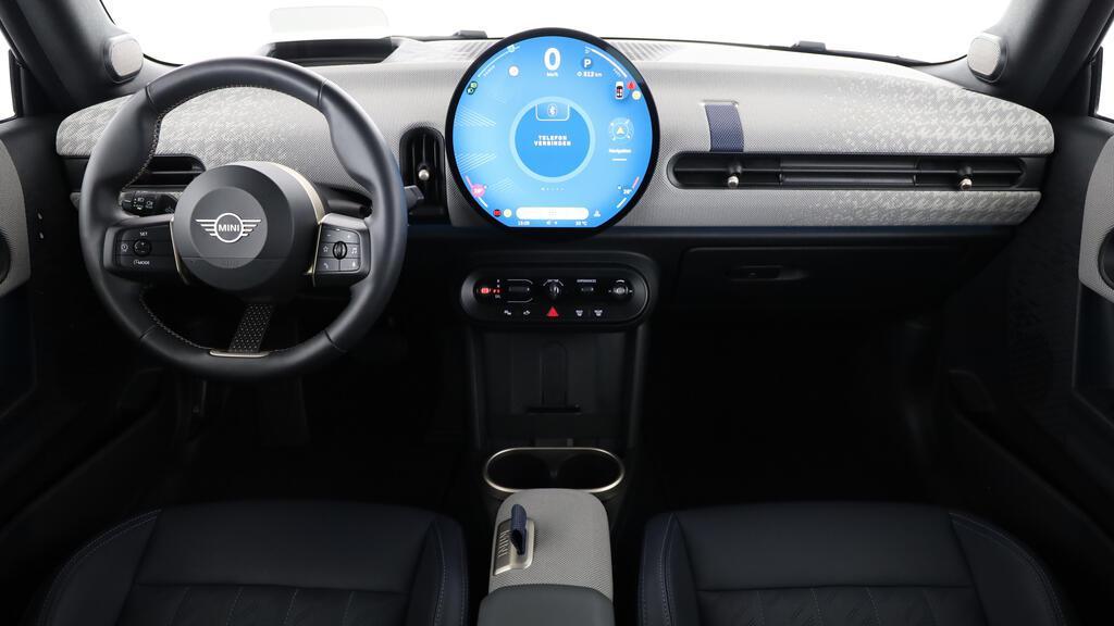 MINI Cooper S Cabrio-image-11