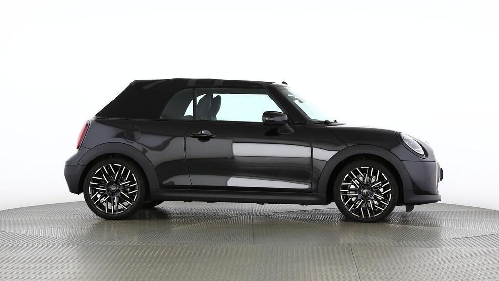 MINI Cooper S Cabrio-image-2