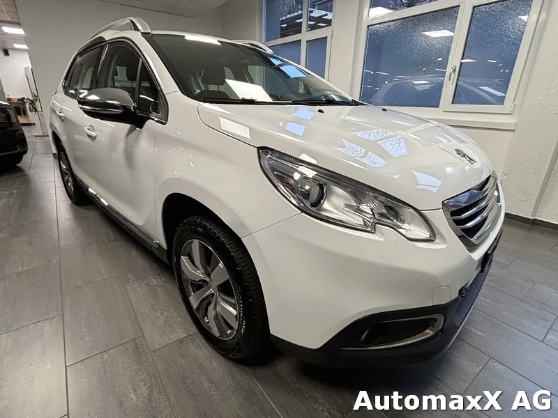 PEUGEOT 2008 1.6 e-HDi 92 Style EGS-image-7