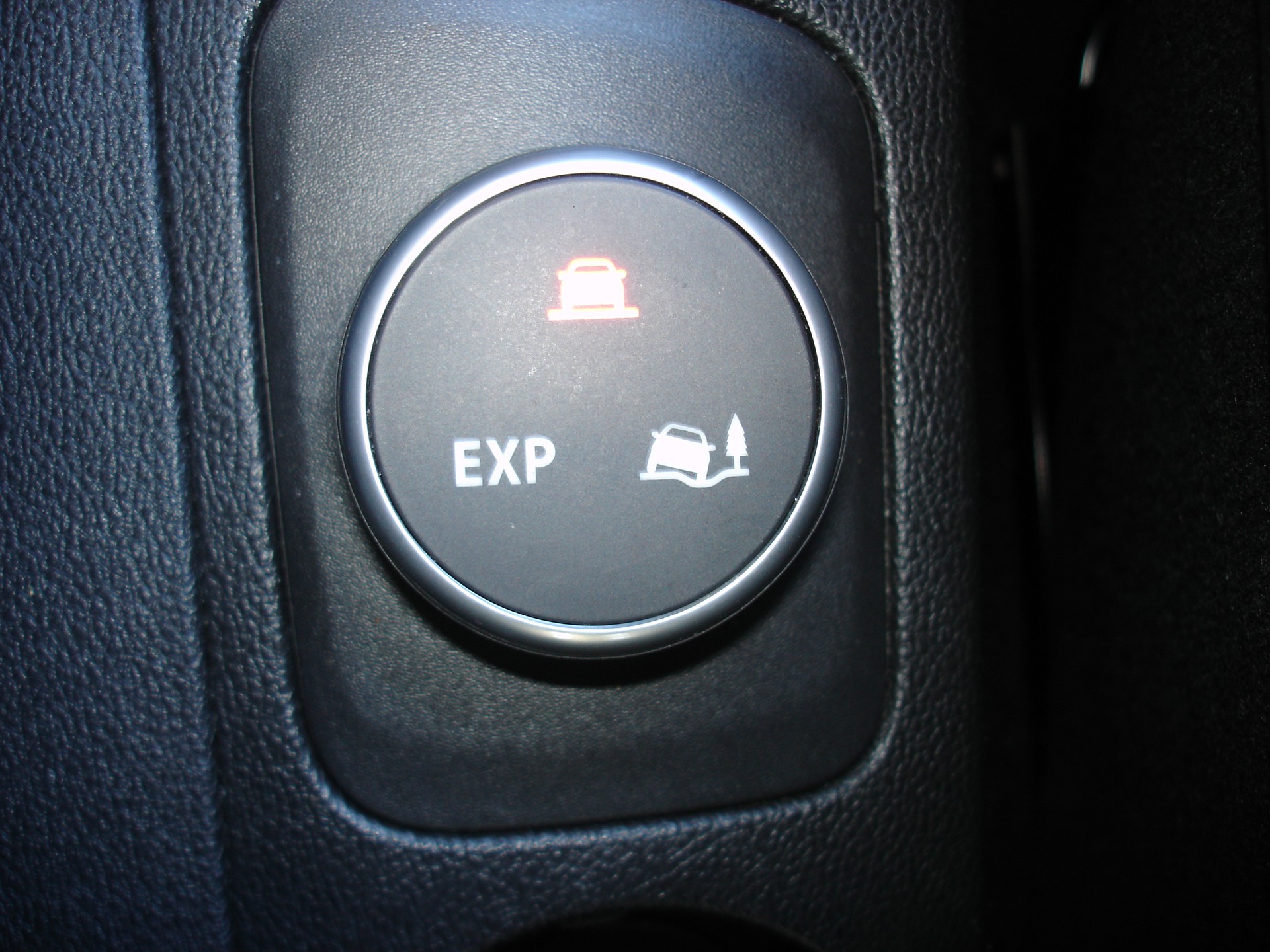 RENAULT Captur 1.2 T 16V Outdoor + EDC-image-12
