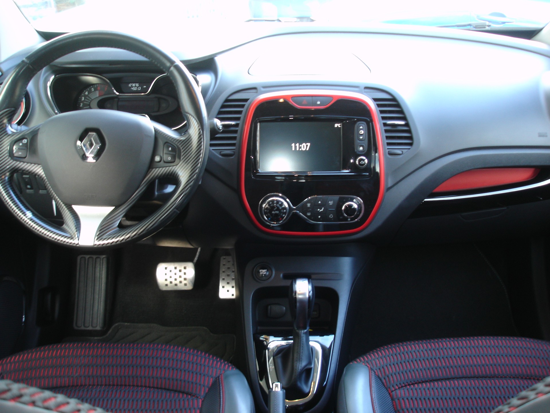 RENAULT Captur 1.2 T 16V Outdoor + EDC-image-10