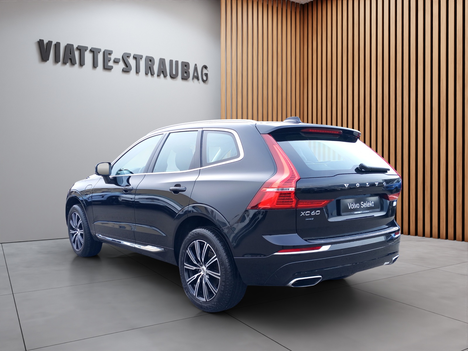 VOLVO XC60 2.0 T6 TE Inscription eAWD-image-6