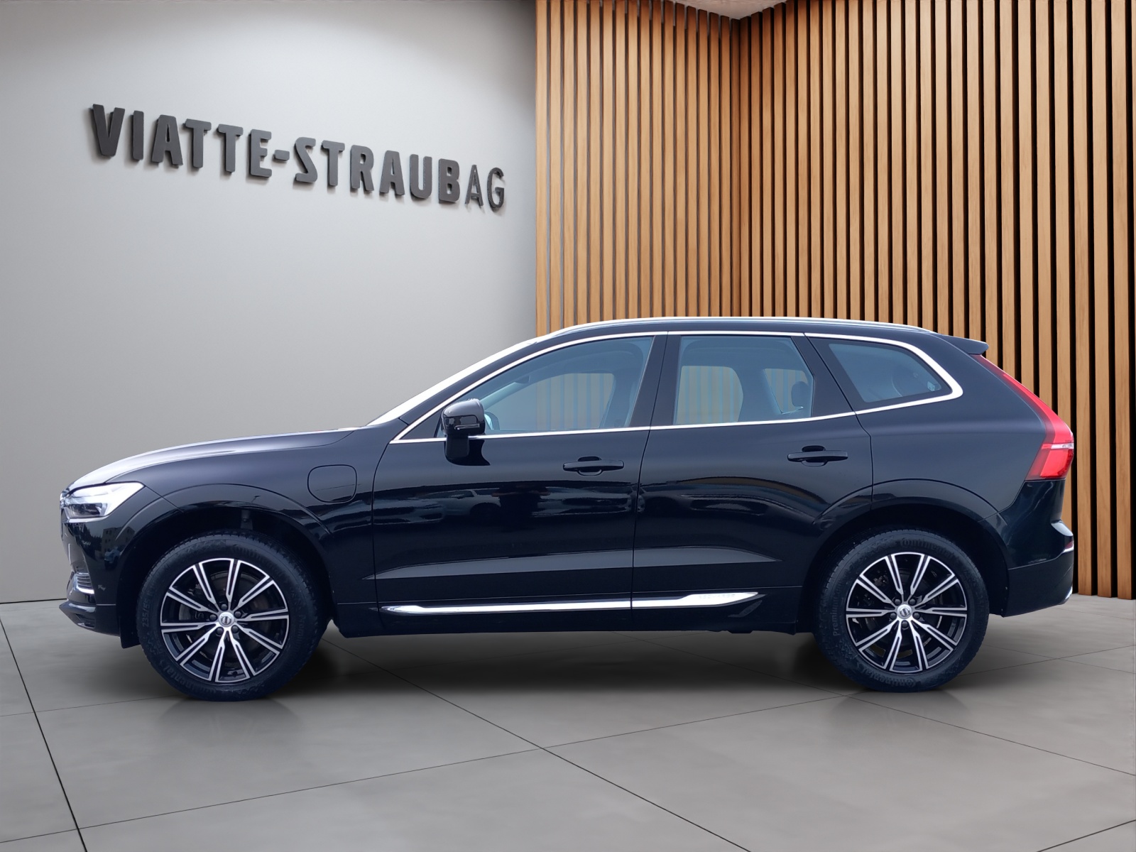 VOLVO XC60 2.0 T6 TE Inscription eAWD-image-4