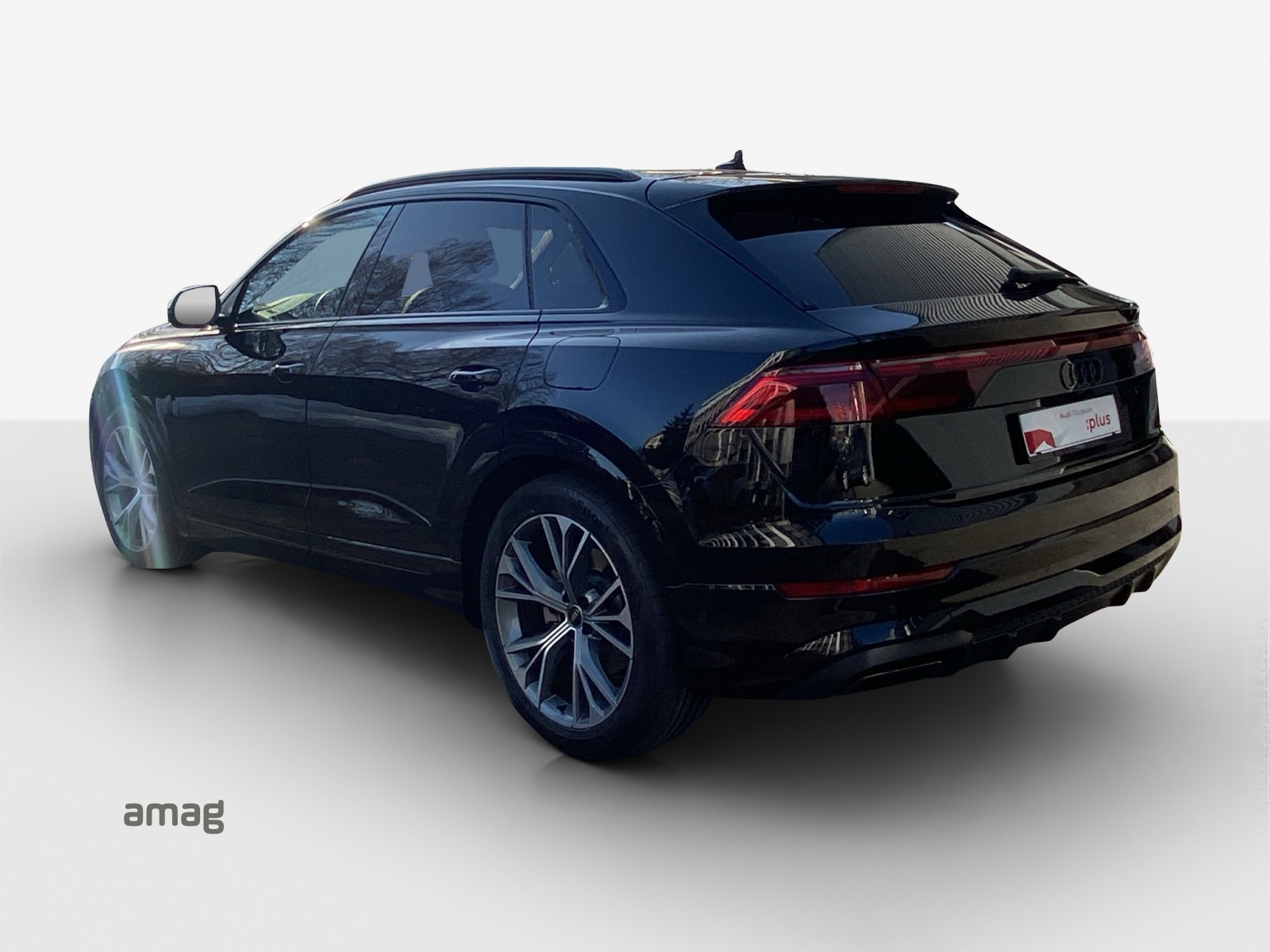 AUDI Q8 55 TFSI e quattro PHEV tiptronic-image-2