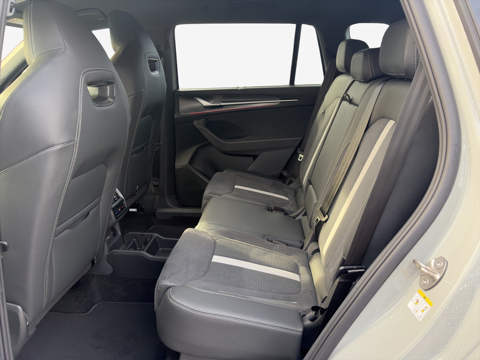 SKODA Kodiaq 2.0 TDI Sportline 4x4-image-11