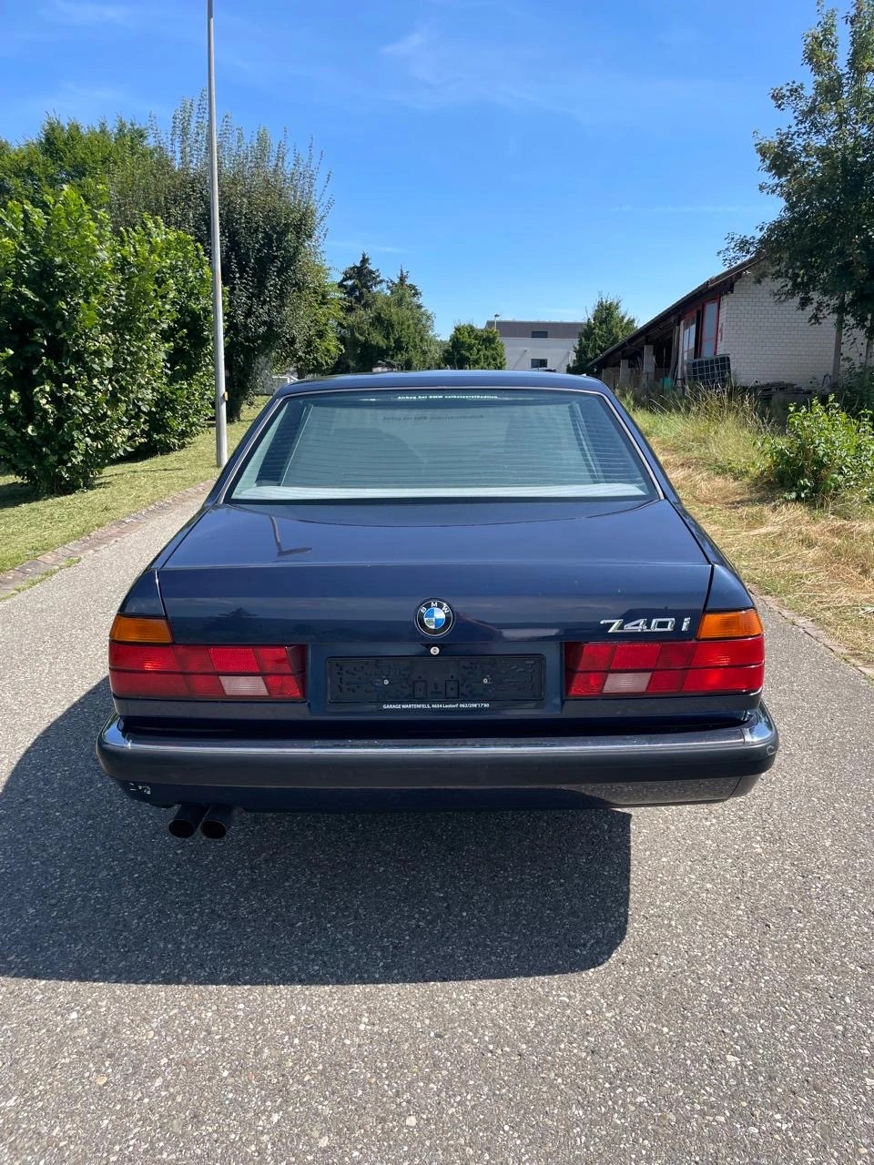 BMW 740i V8-image-6