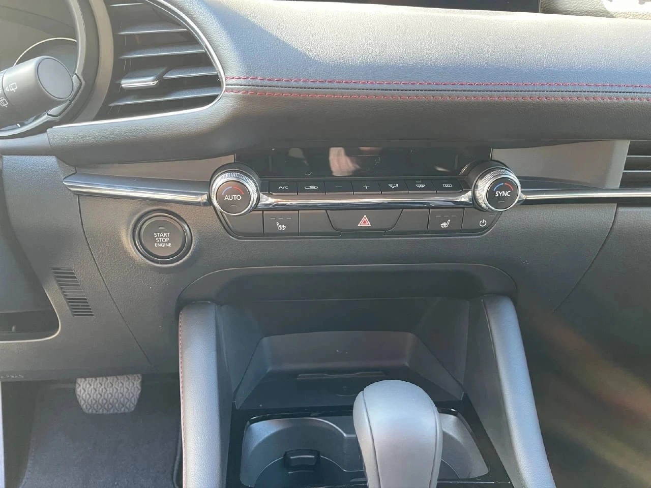 MAZDA 3 Hatchback SKYACTIV-G M Hybrid 140 Homura Automat-image-8