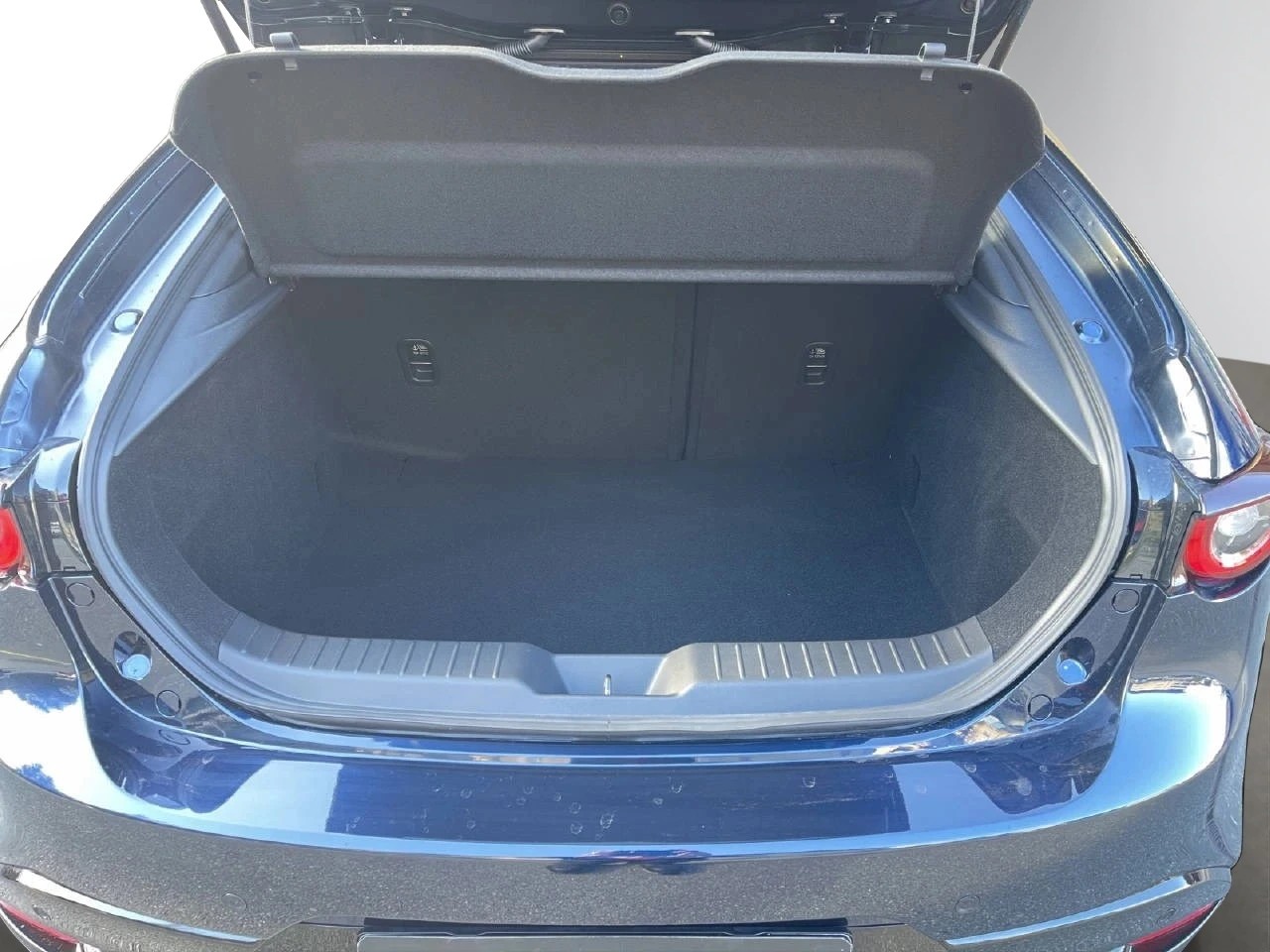 MAZDA 3 Hatchback SKYACTIV-G M Hybrid 140 Homura Automat-image-4