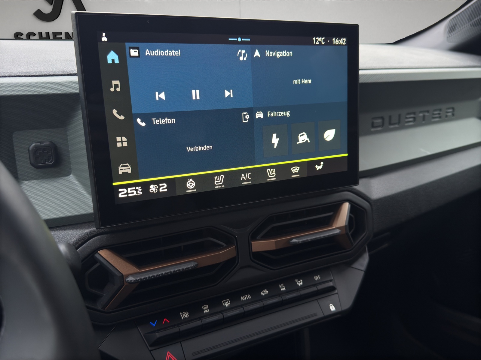 DACIA Duster HEV 140 Extreme-image-15