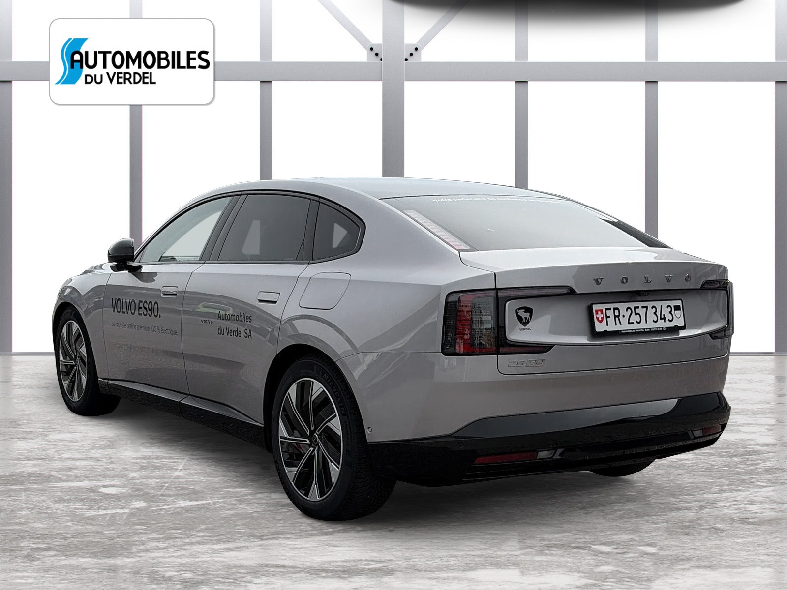VOLVO ES90 Ultra-image-2