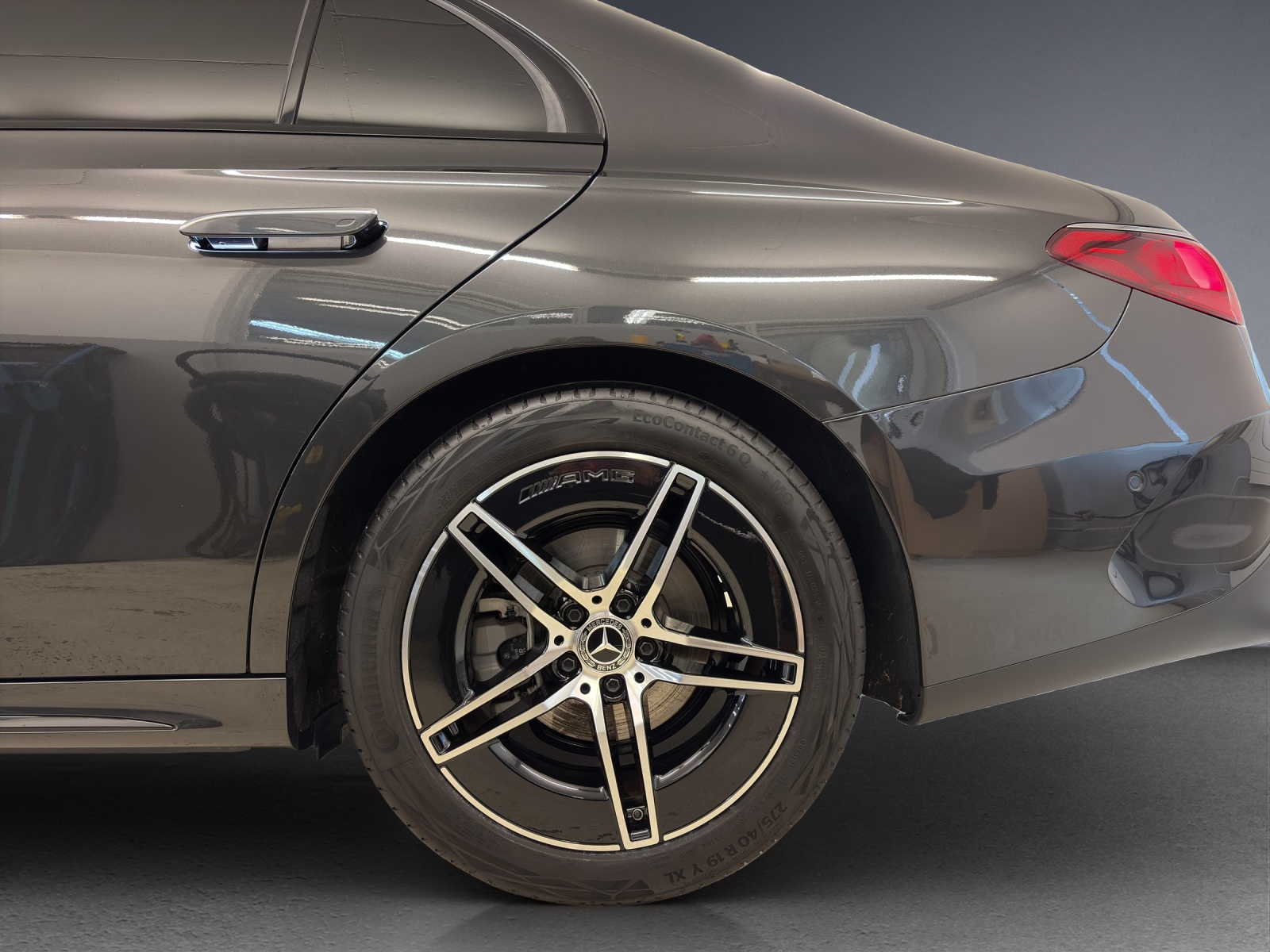 Image MERCEDES-BENZ E-200 E 200 9G-Tronic 4Matic