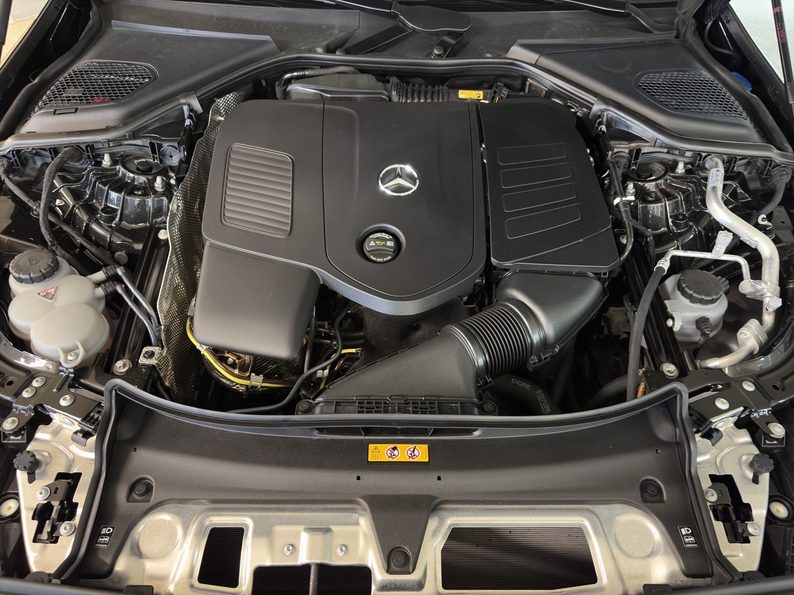 Image MERCEDES-BENZ E-200 E 200 9G-Tronic 4Matic