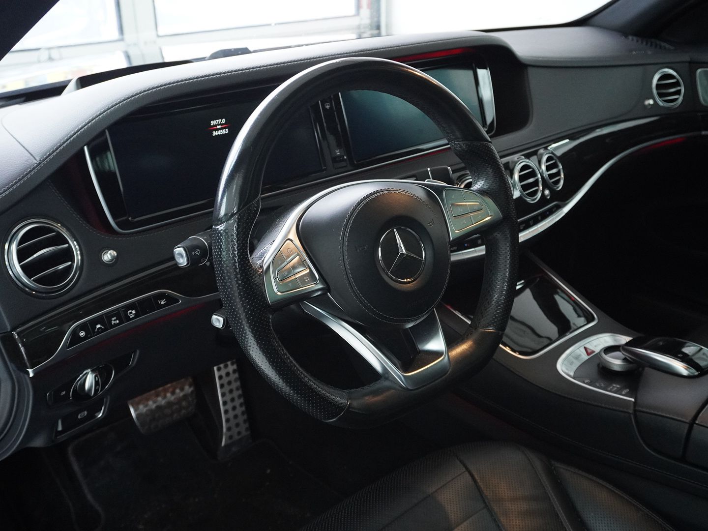 MERCEDES-BENZ S 500 4Matic 7G-Tronic AMG Line-image-2