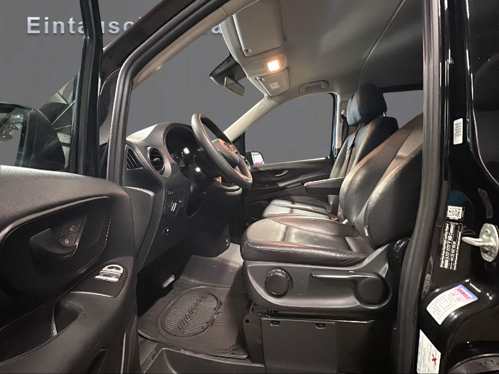 MERCEDES-BENZ Vito 116 BlueTec Tourer Pro L 4Matic 7G-Tronic-image-9