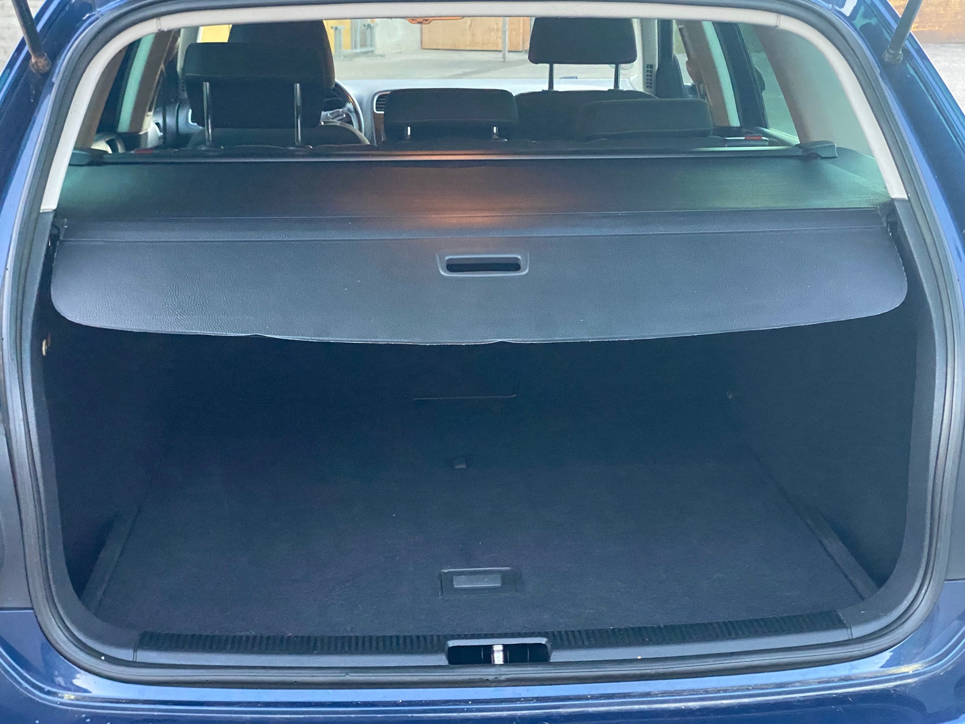VW GOLF-image-4