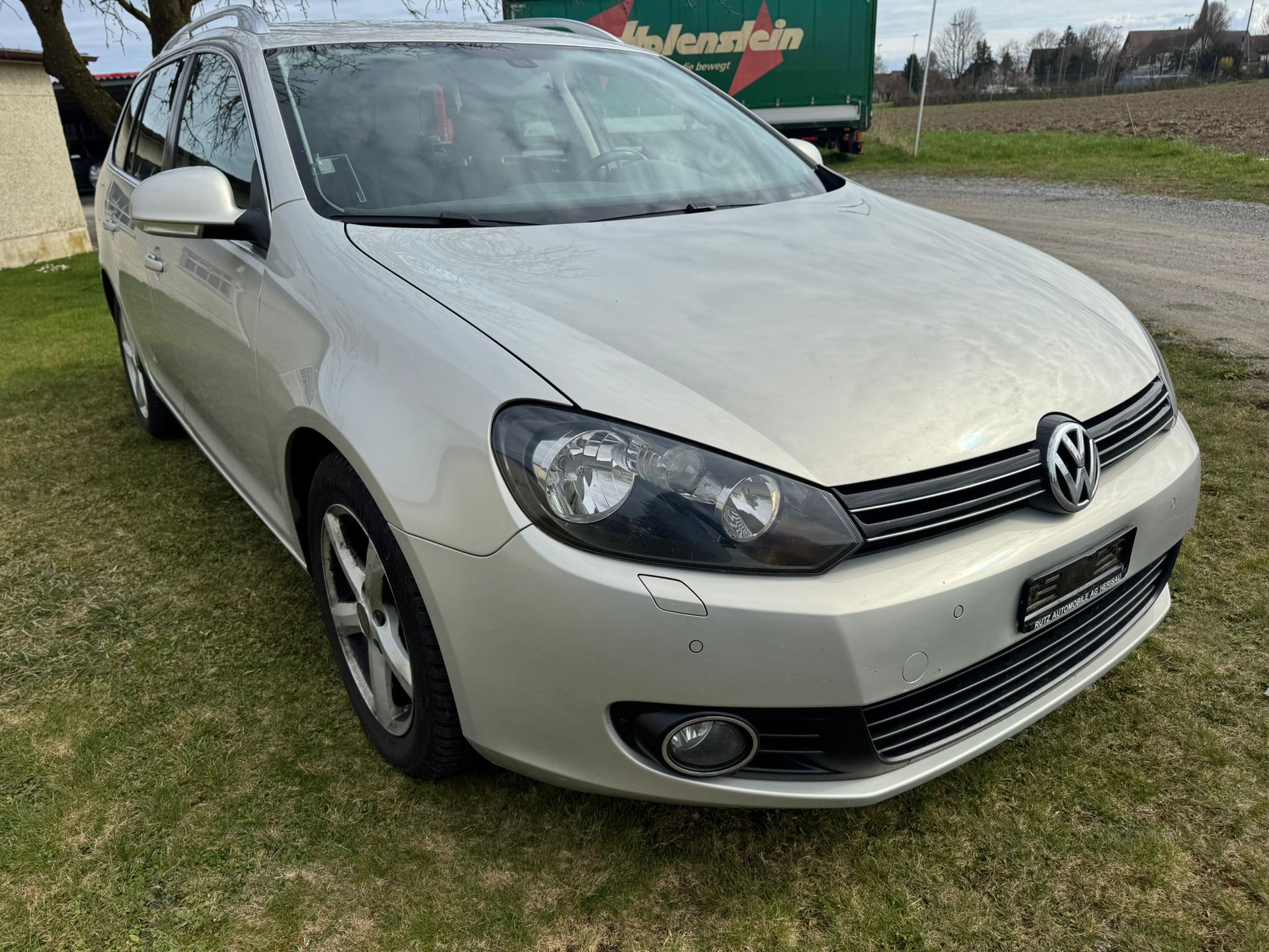 VW Golf Variant 1.4 TSI Value DSG-image-1