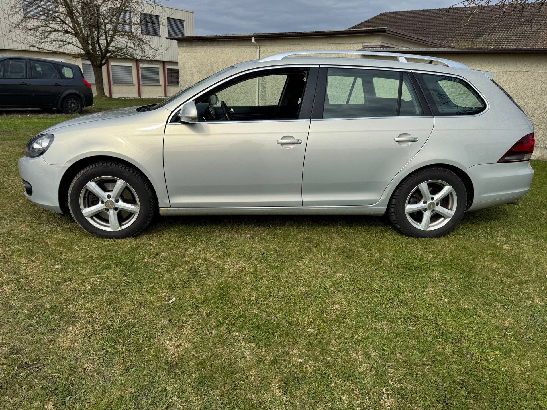 VW Golf Variant 1.4 TSI Value DSG-image-2