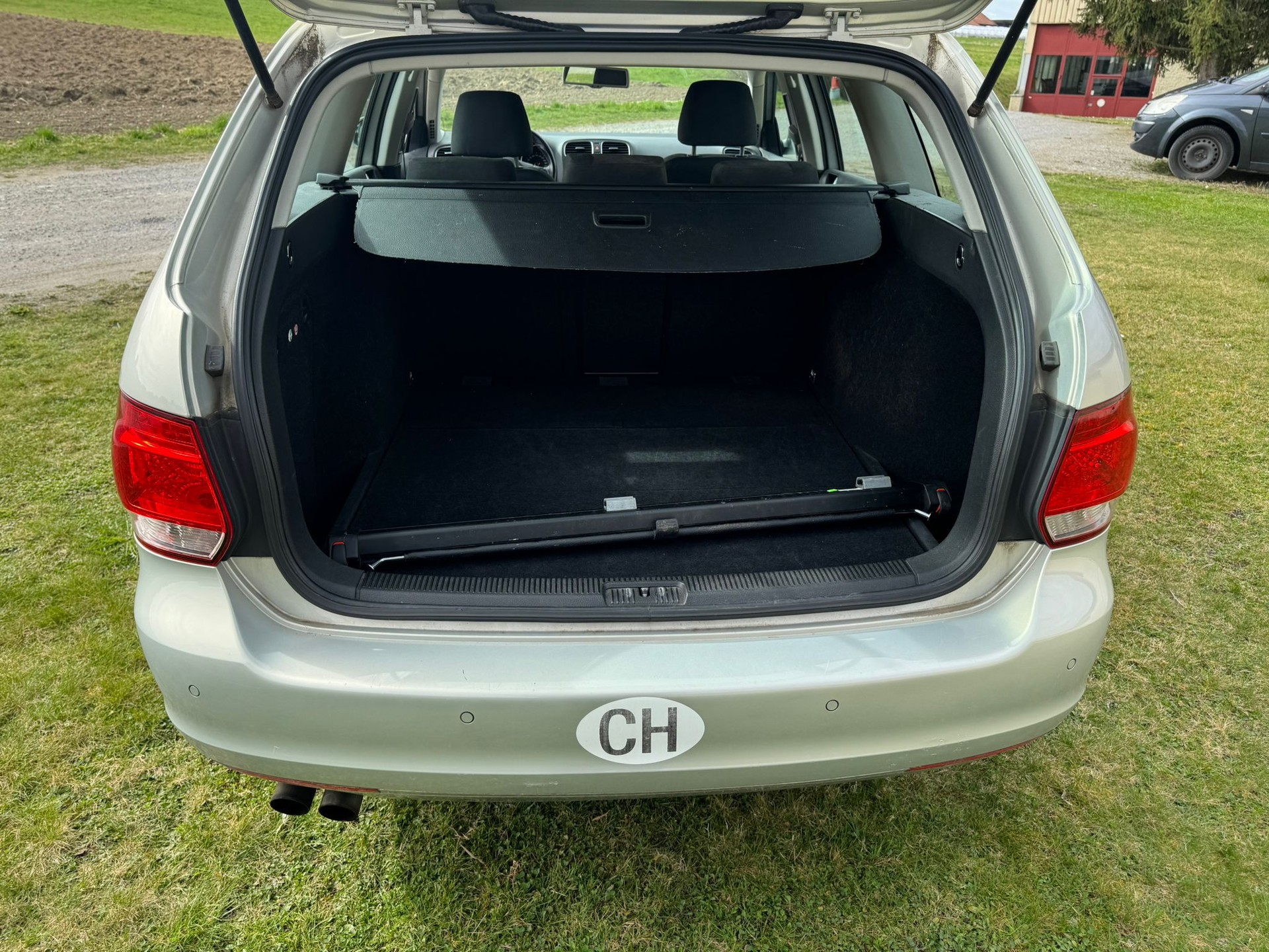 VW Golf Variant 1.4 TSI Value DSG-image-6