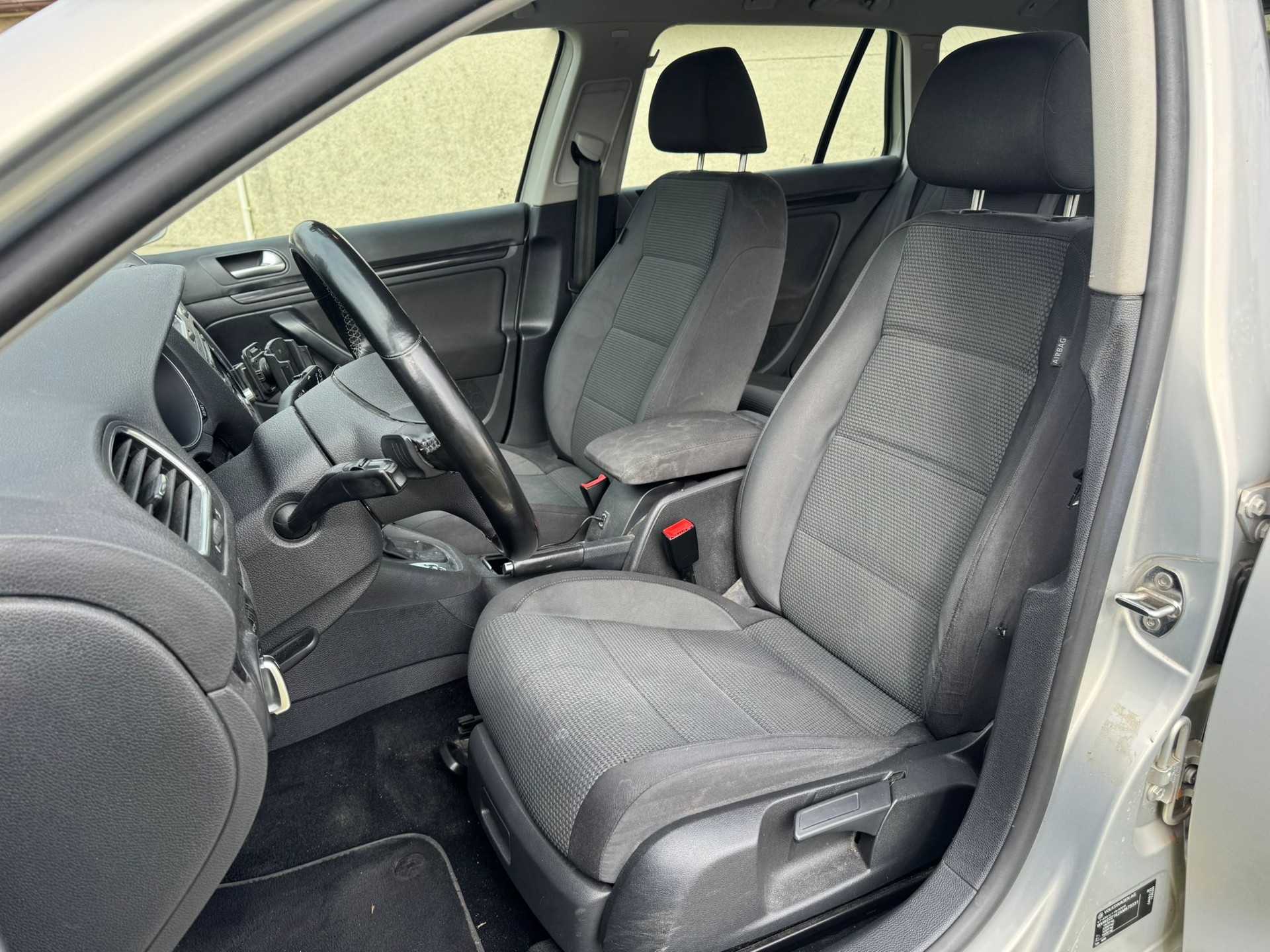 VW Golf Variant 1.4 TSI Value DSG-image-8
