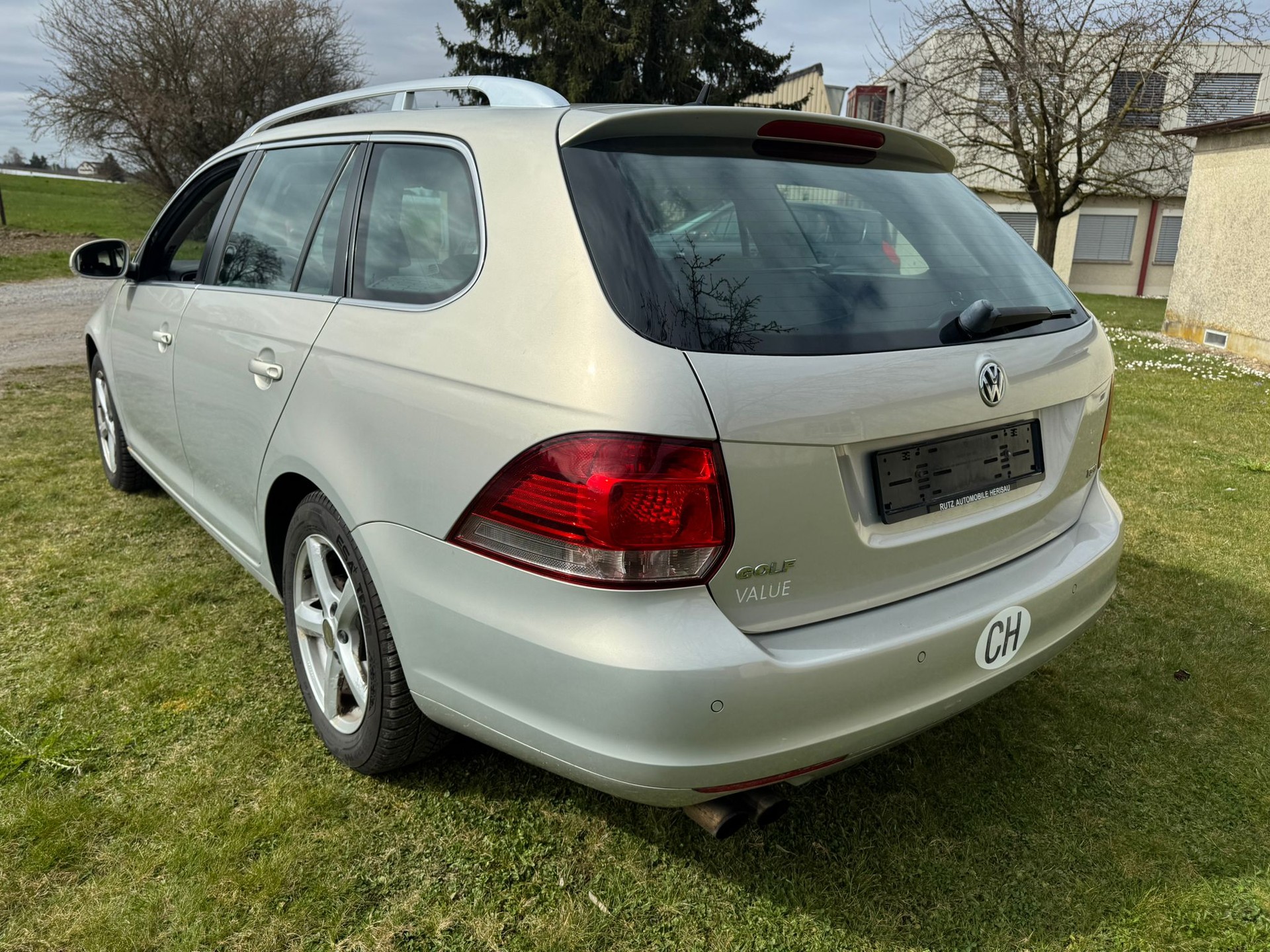 VW Golf Variant 1.4 TSI Value DSG-image-4