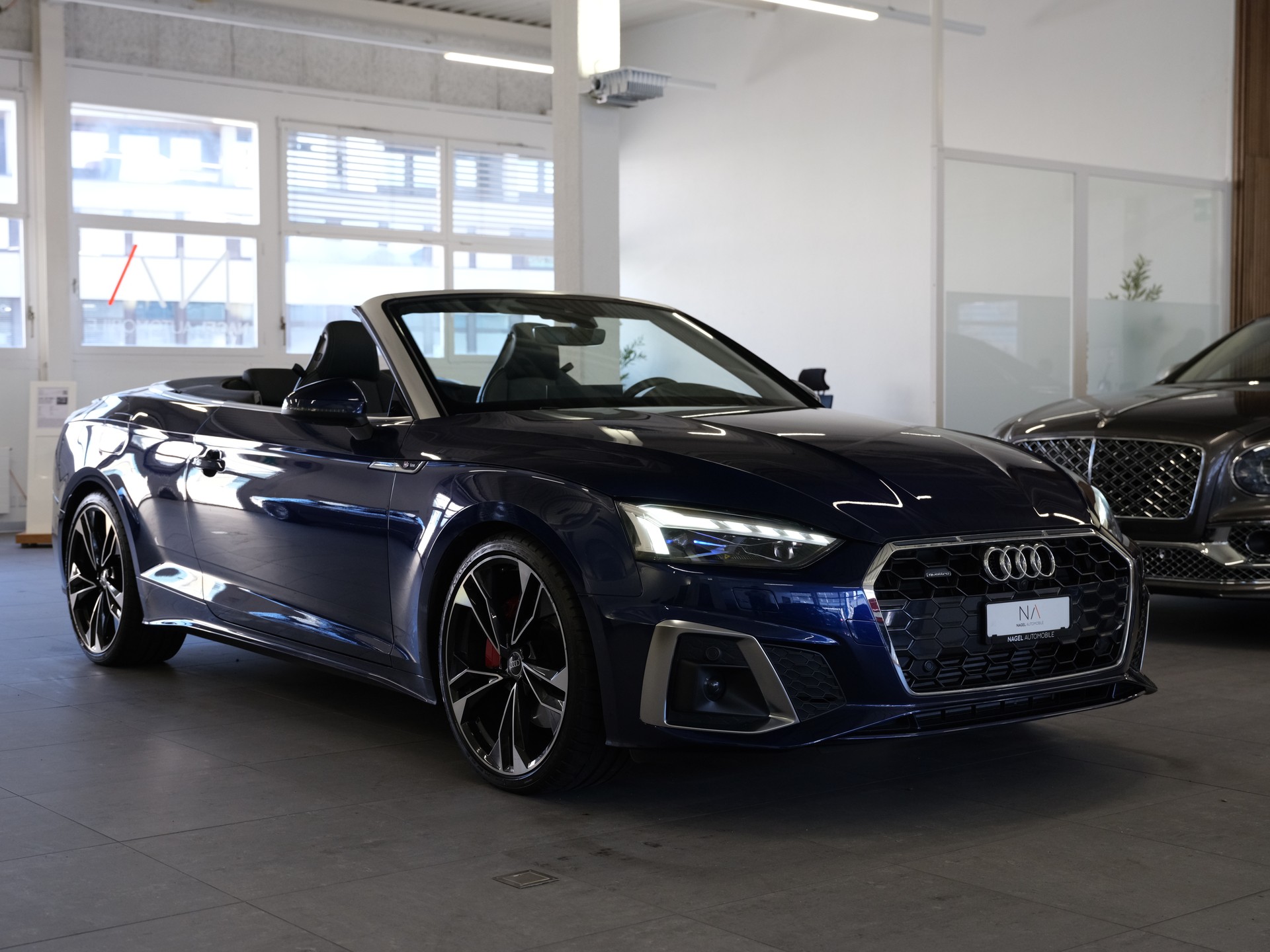 AUDI A5 Cabriolet 45 TFSI S-tronic Sport quattro *Head-Up Display* *S-Line* *Assistenz-Paket* *Sportsitze Alcantara*-image-2