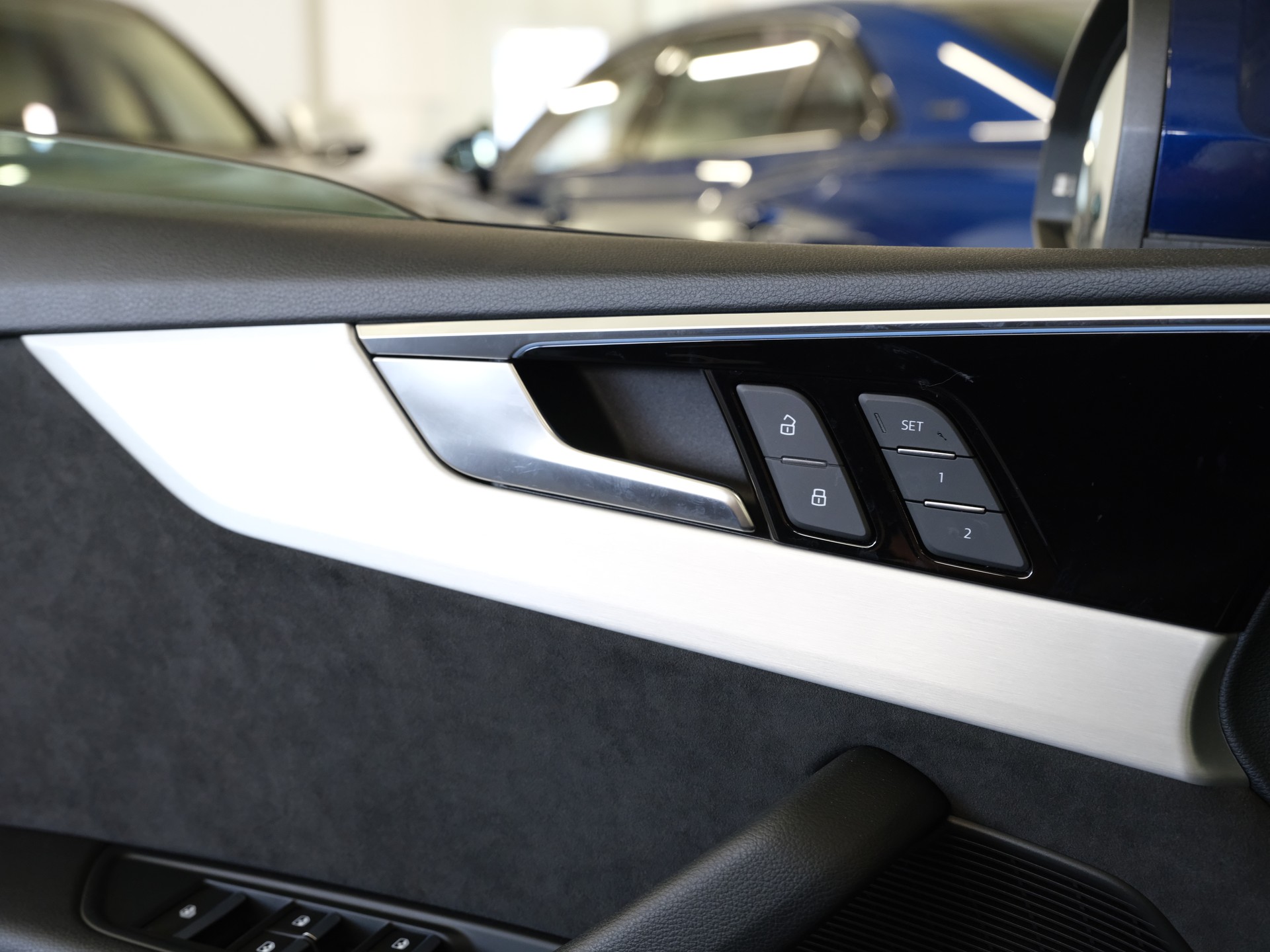 AUDI A5 Cabriolet 45 TFSI S-tronic Sport quattro *Head-Up Display* *S-Line* *Assistenz-Paket* *Sportsitze Alcantara*-image-28