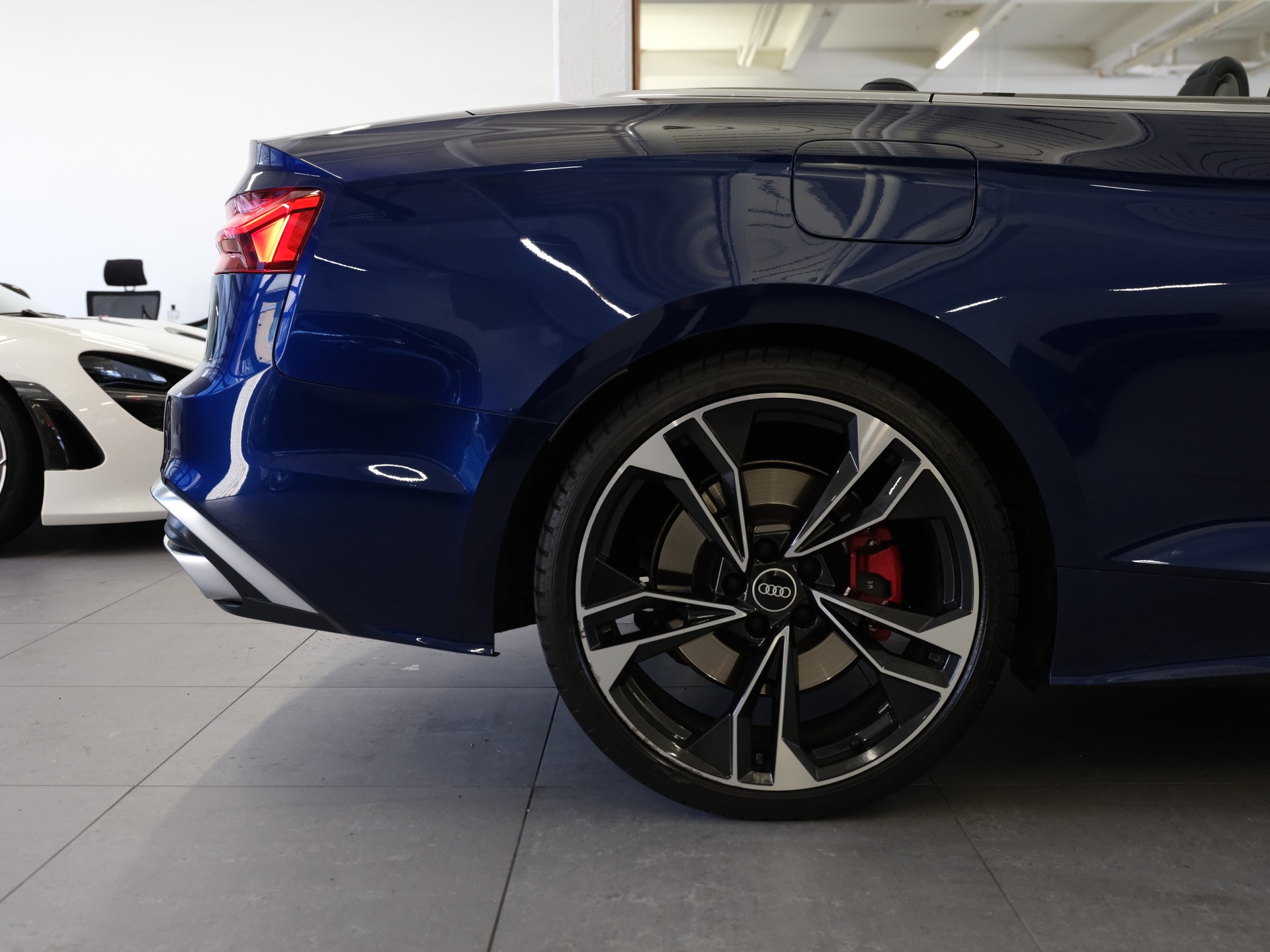 AUDI A5 Cabriolet 45 TFSI S-tronic Sport quattro *Head-Up Display* *S-Line* *Assistenz-Paket* *Sportsitze Alcantara*-image-12