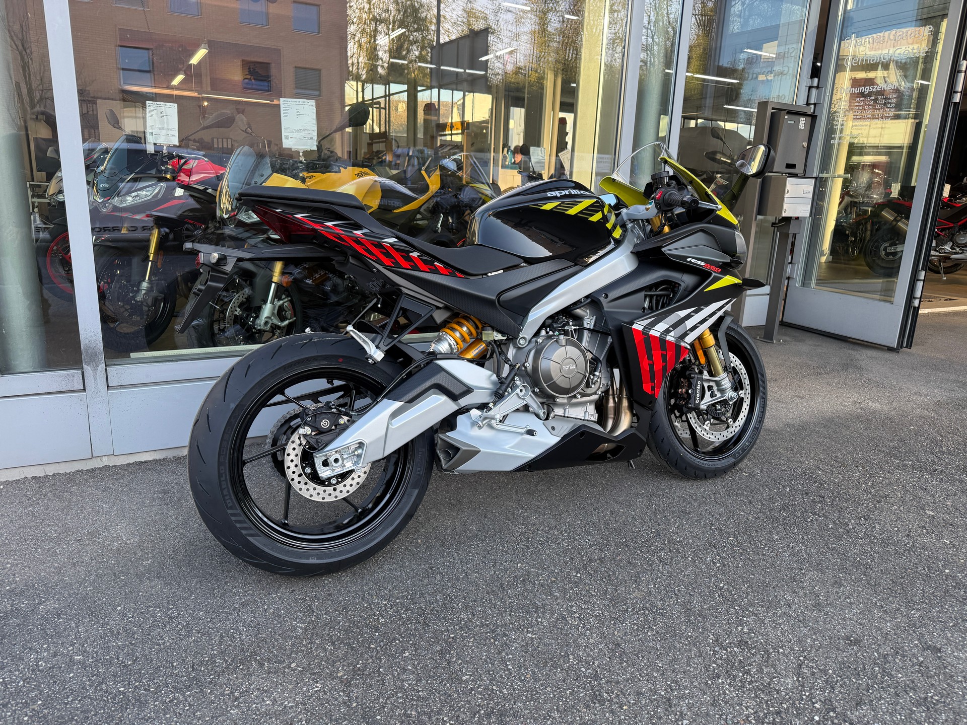 APRILIA RS 660 Factory E5+ (35kW)-showroom-element-3