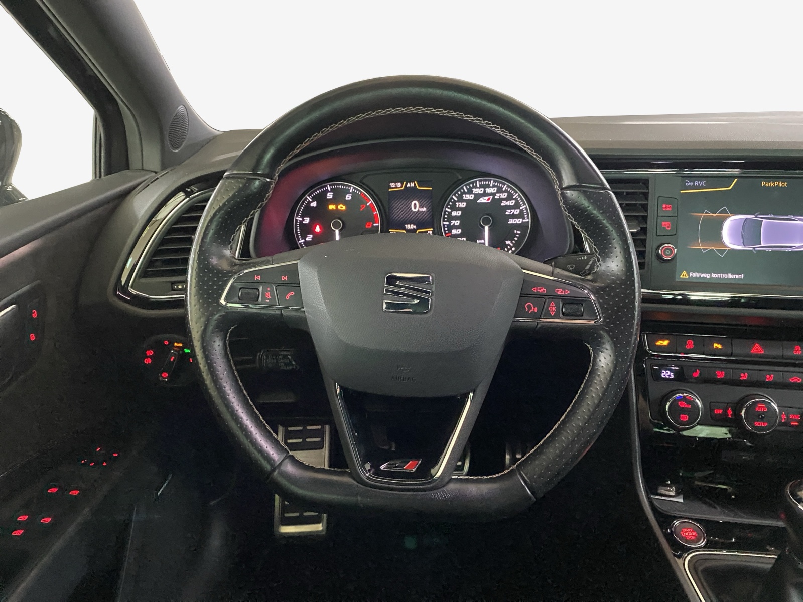 SEAT Leon 2.0 TSI Cupra 300-image-9
