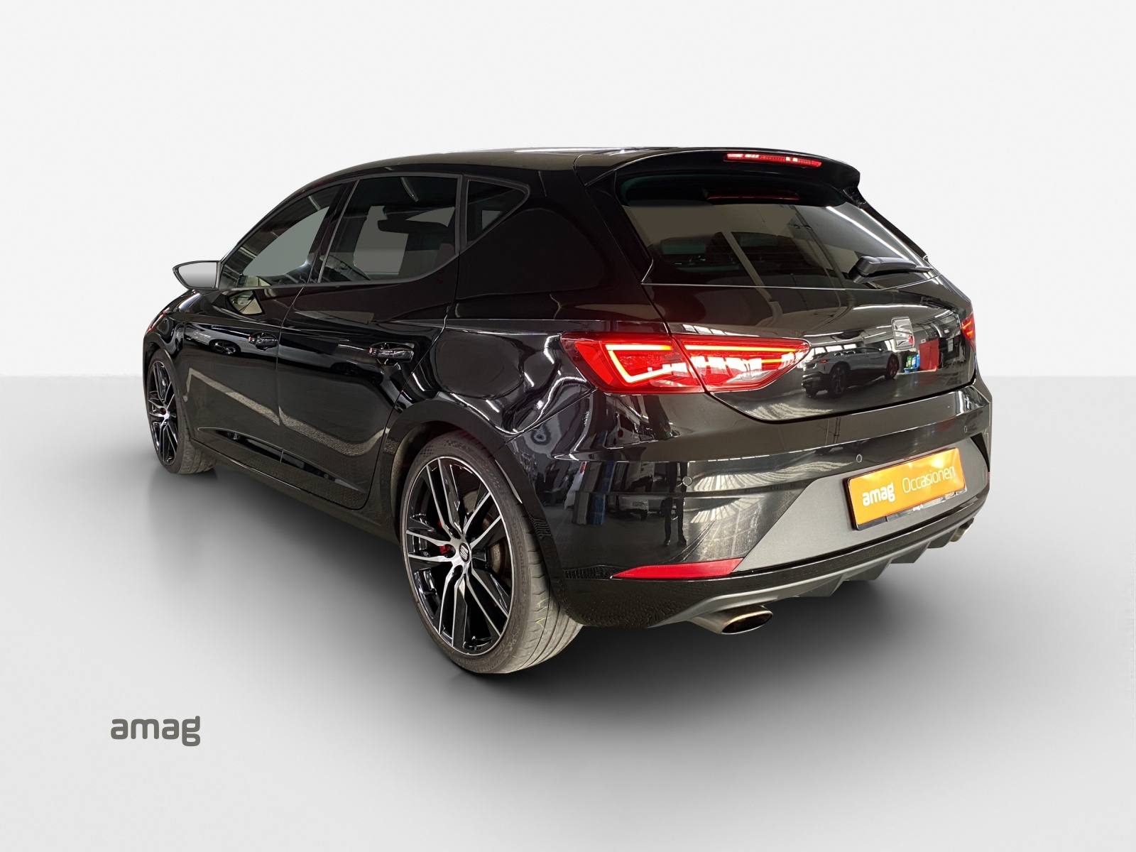 SEAT Leon 2.0 TSI Cupra 300-image-2